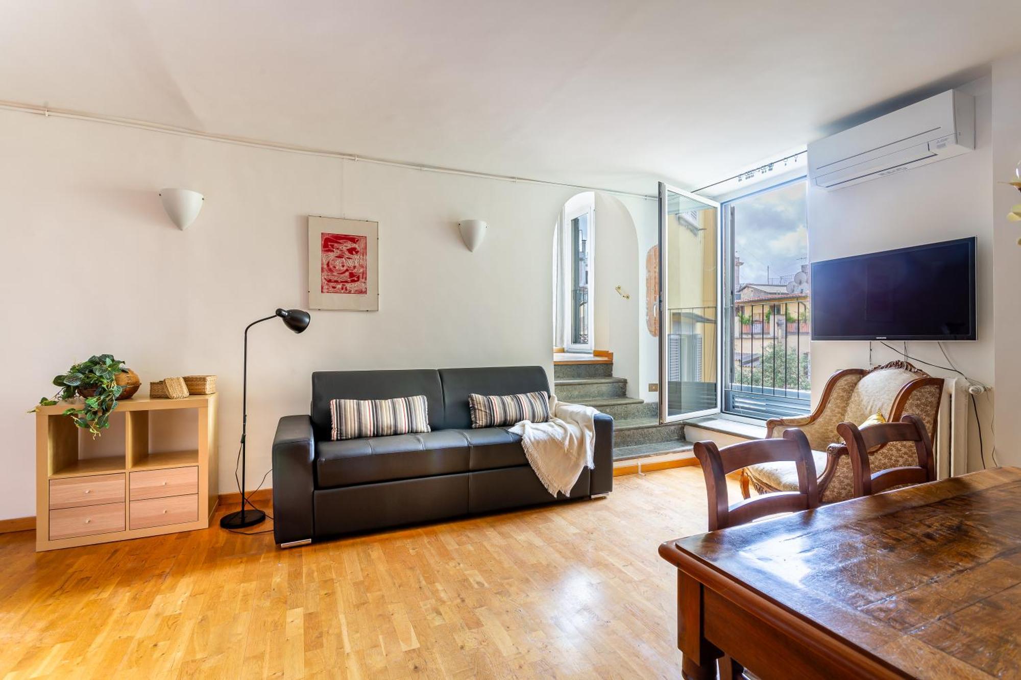 Apartment Iflat Lovely 2 Bedroom In Rione Monti Rome