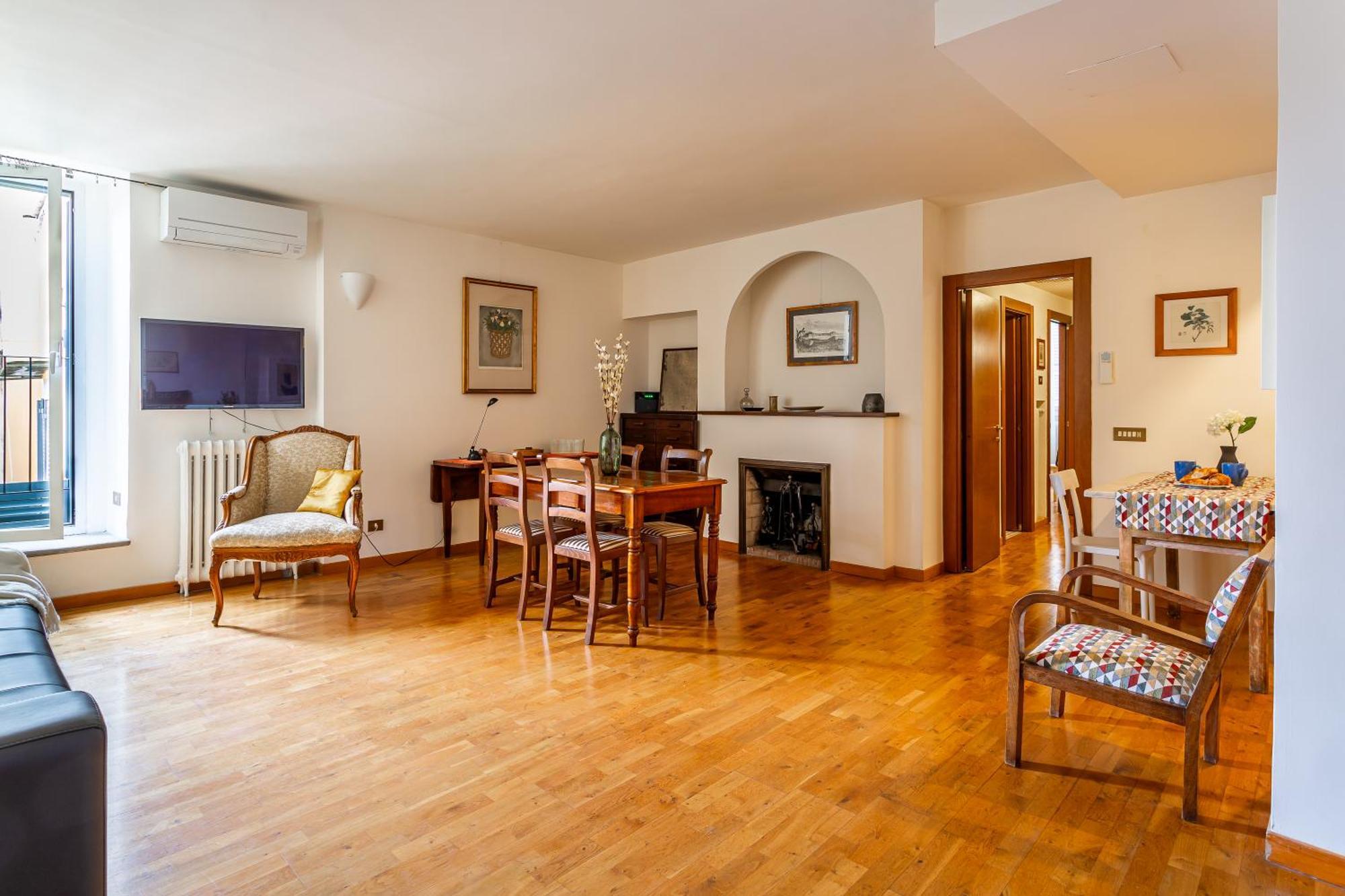 Iflat Lovely 2 Bedroom In Rione Monti Apartment