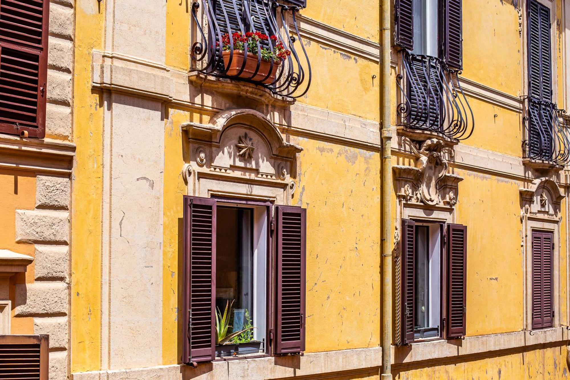 Iflat Lovely 2 Bedroom In Rione Monti * Rome