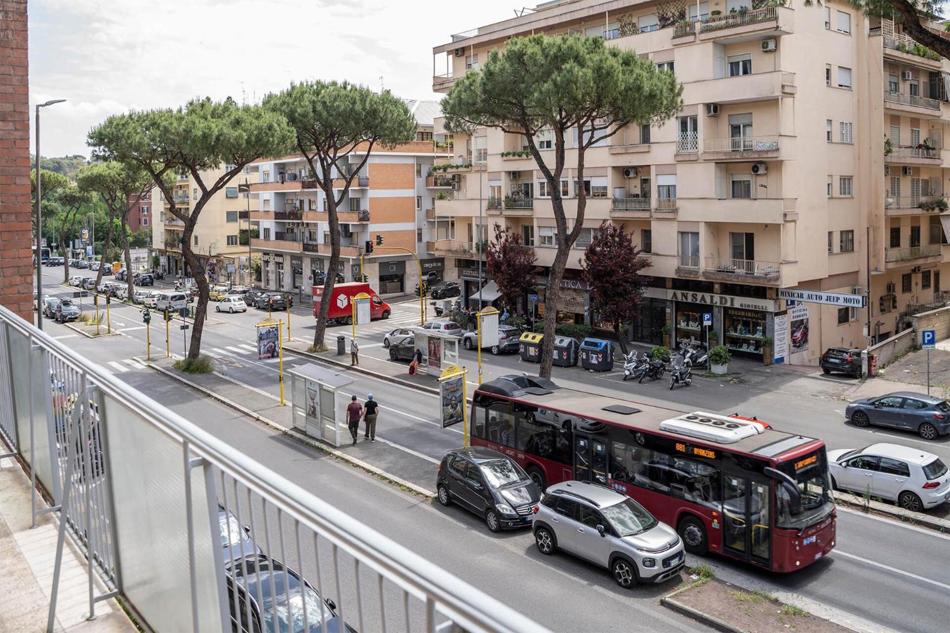 Casa Elena, 15 Minutes Walking Distance To St.peter's Church Apartment *