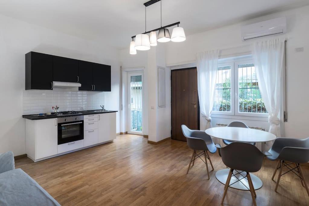 Apartment Flamilla Next To Vatican Museums *