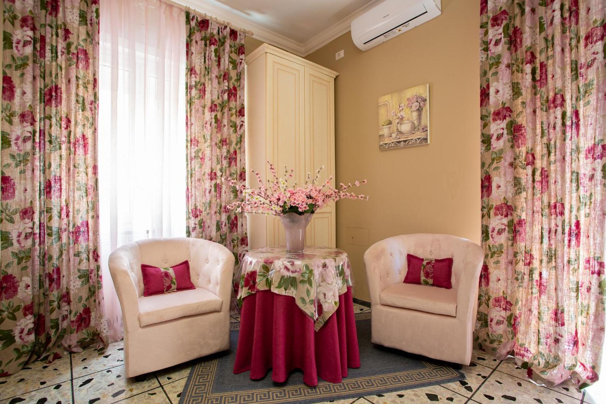 Vatican Station Bed & Breakfast 2*