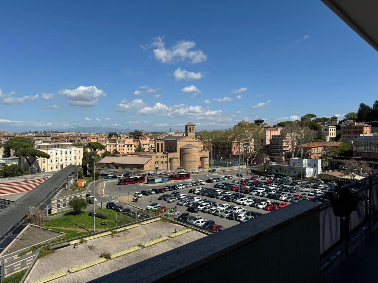 Apartment B&B Behind The Vatican Rome