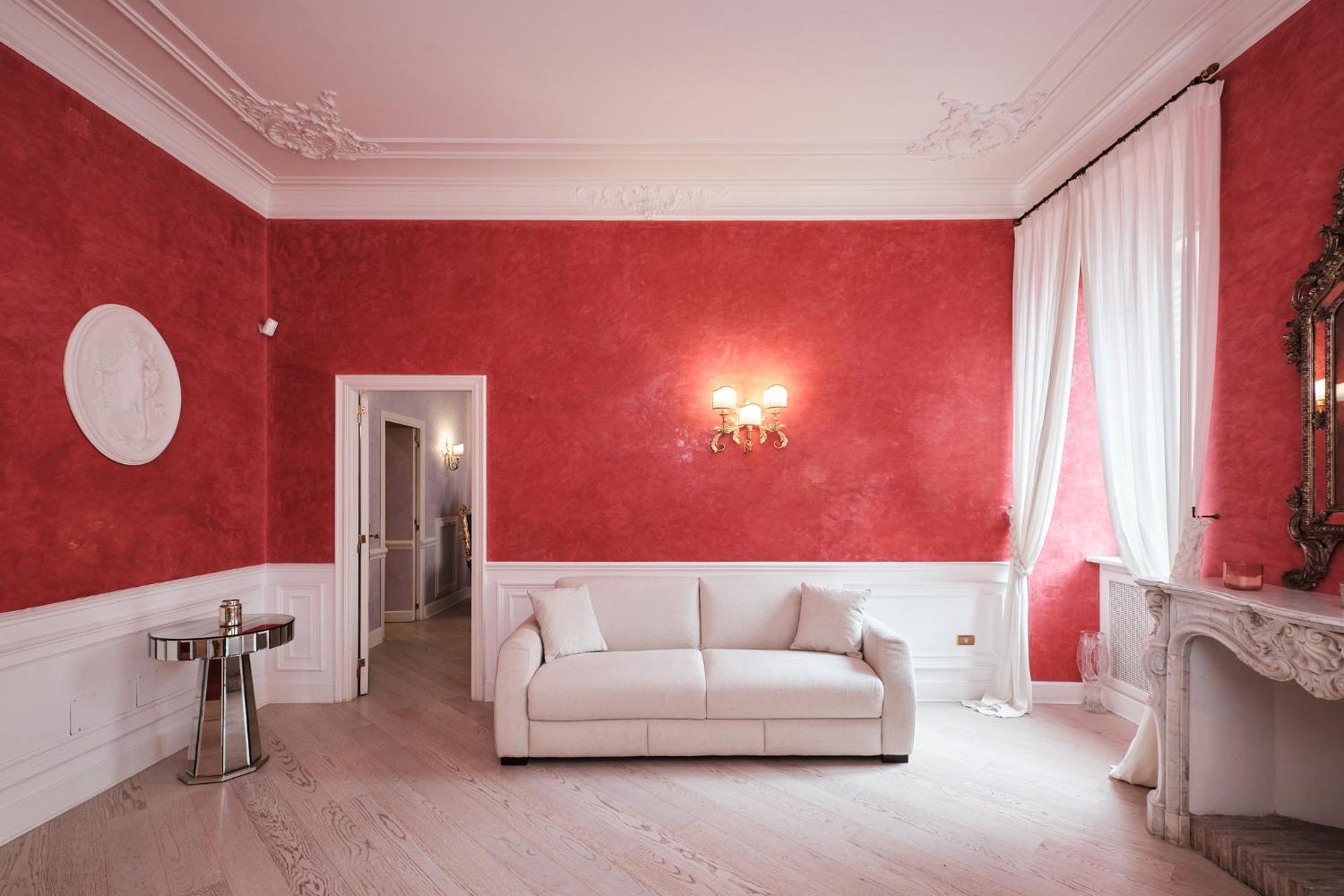 Luxury In Piazza Di Spagna Apartment