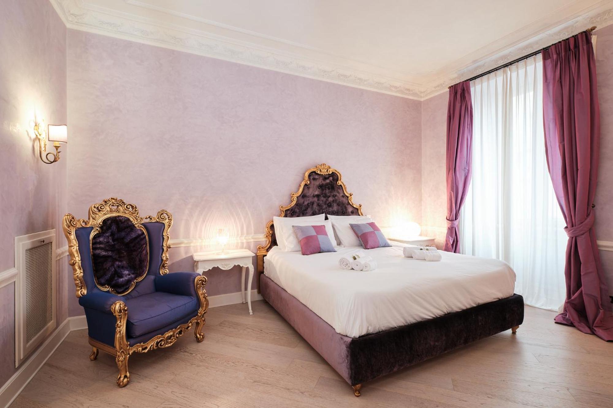 Luxury In Piazza Di Spagna Apartment
