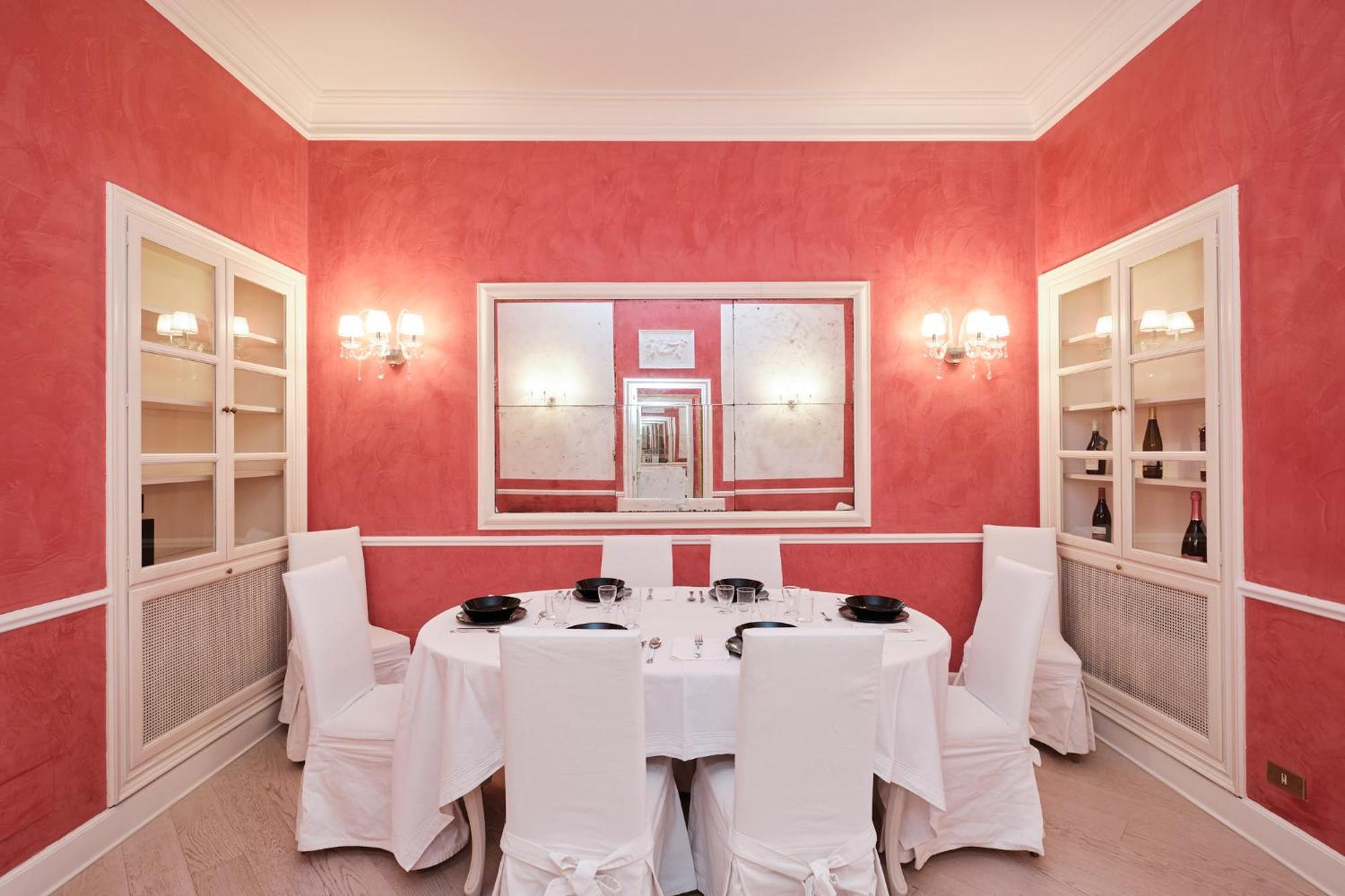 Luxury In Piazza Di Spagna