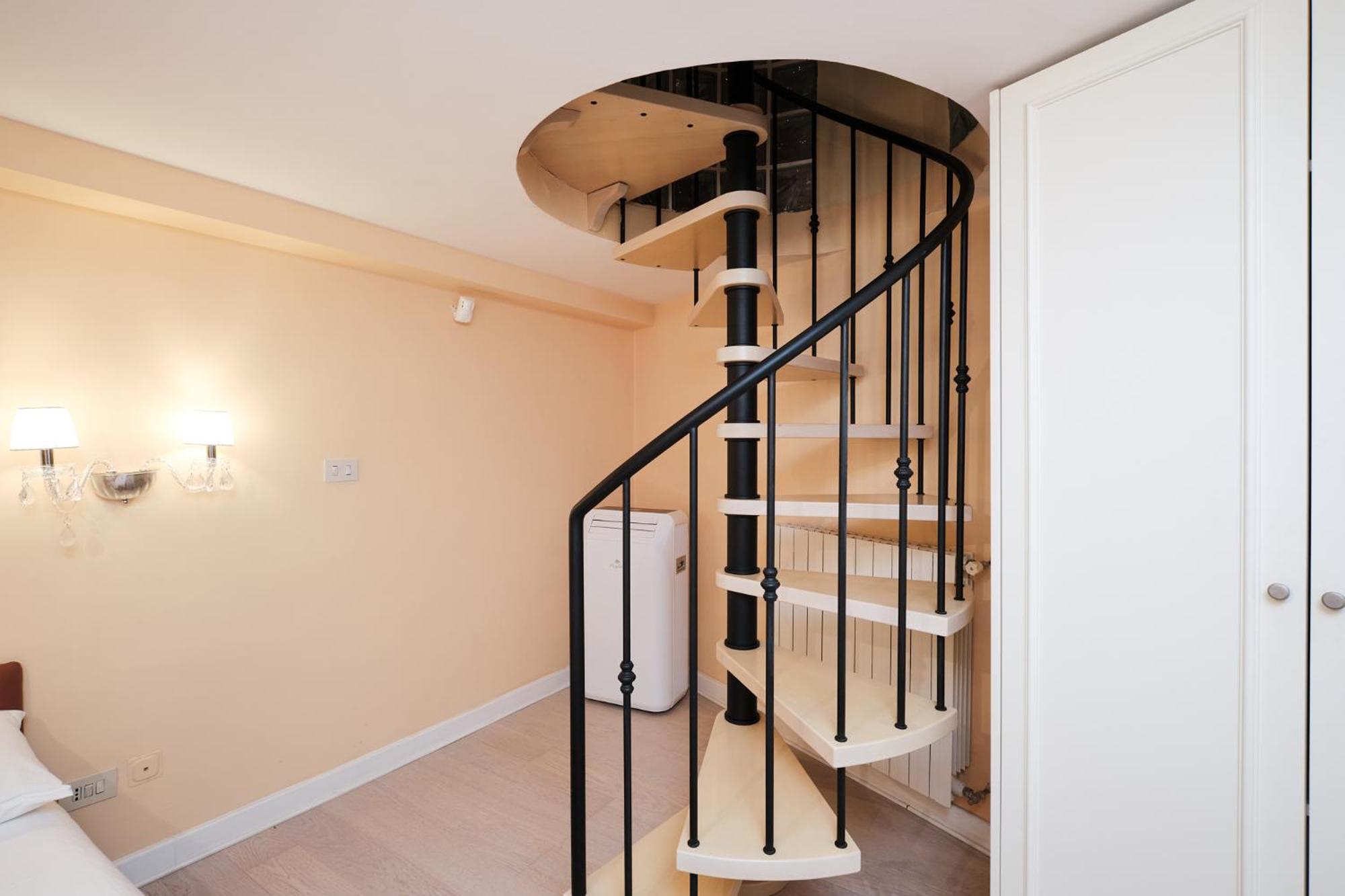 Luxury In Piazza Di Spagna Apartment Rome