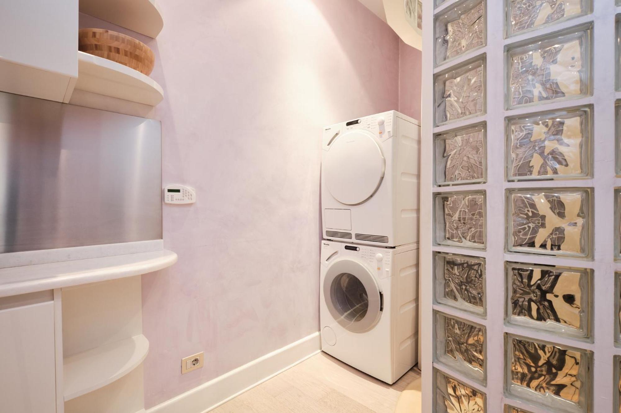 Luxury In Piazza Di Spagna Apartment Rome
