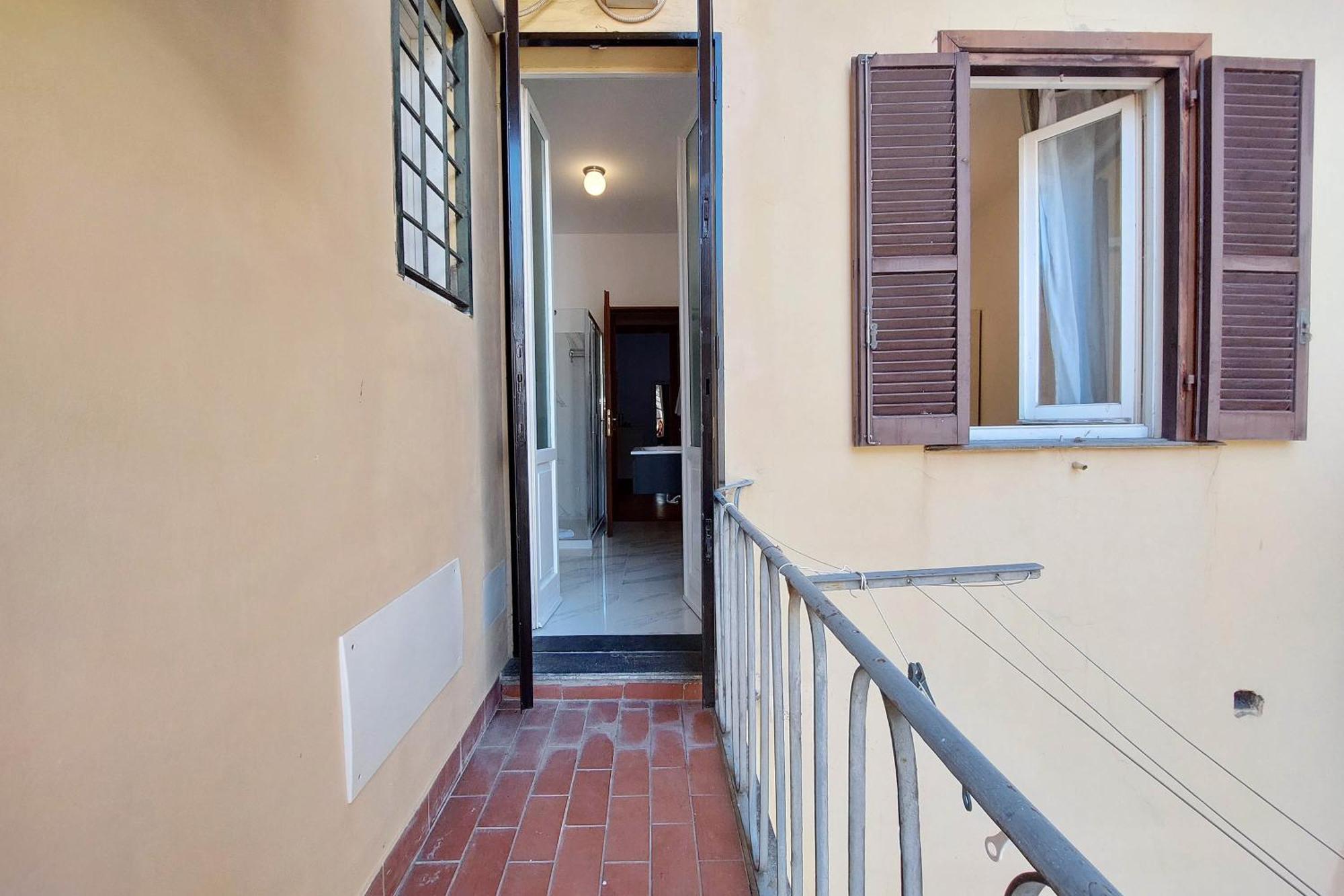 Ych-comfortable 2 Bedrooms Flat Near Colosseum Apartment