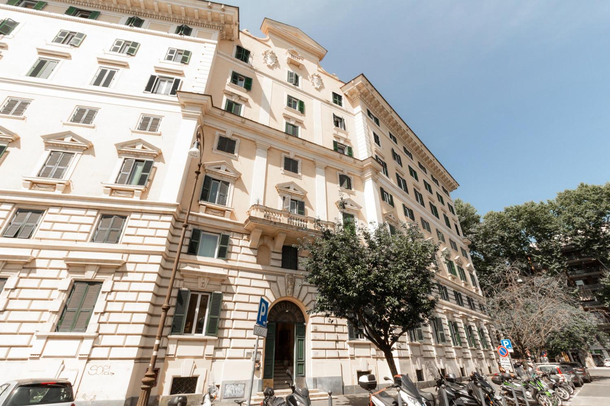Trastevere Four Seasons Feltre * Rome