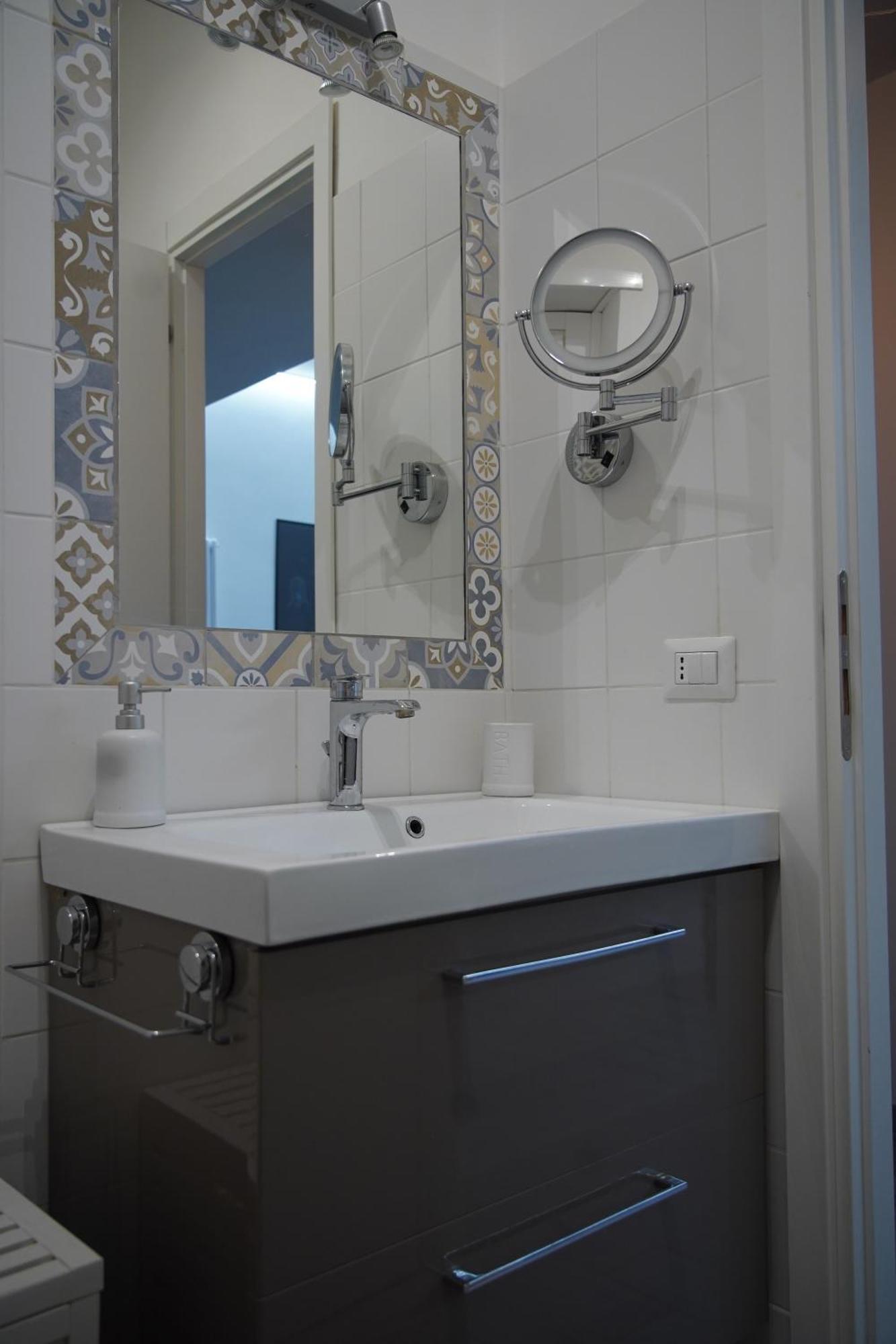 Flora House Apartment