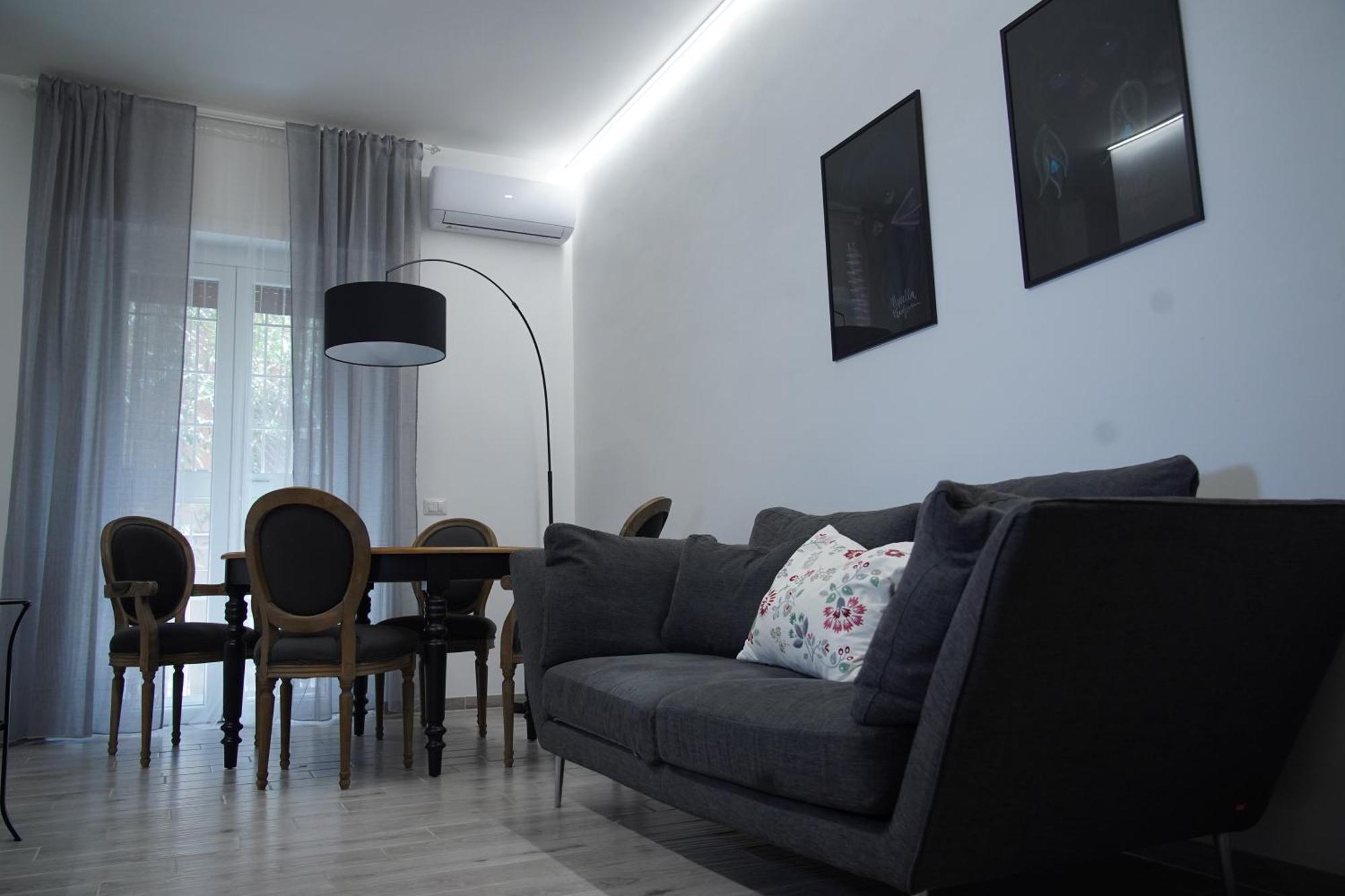 Flora House * Rome