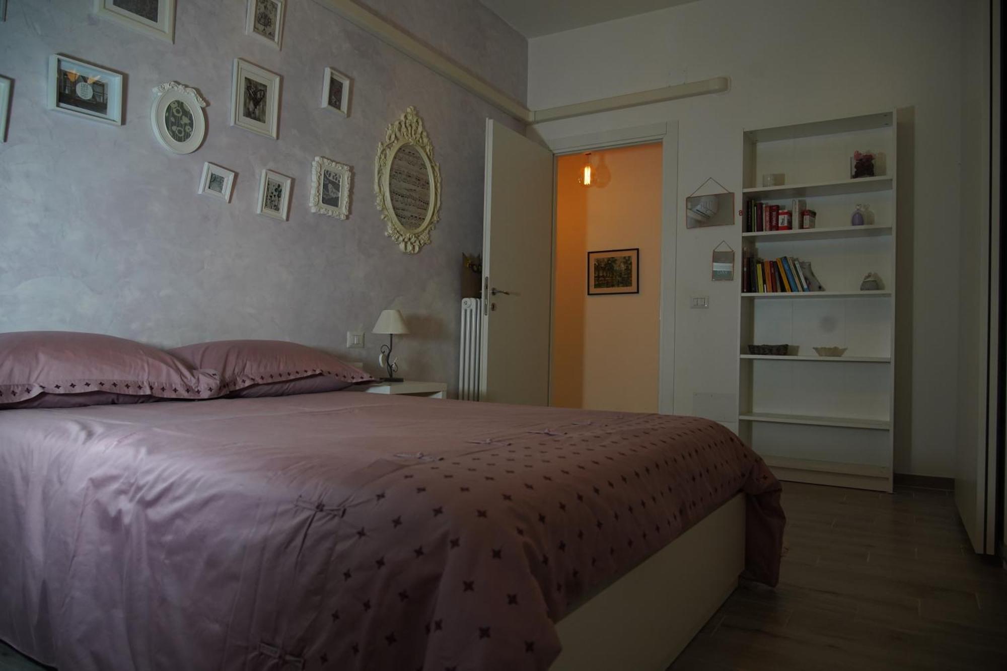 Flora House * Rome