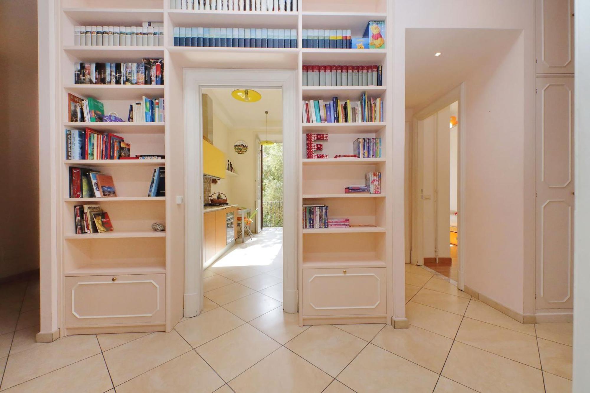 At The Vatican Ottaviano 2 Bedrooms 2 Baths Rome