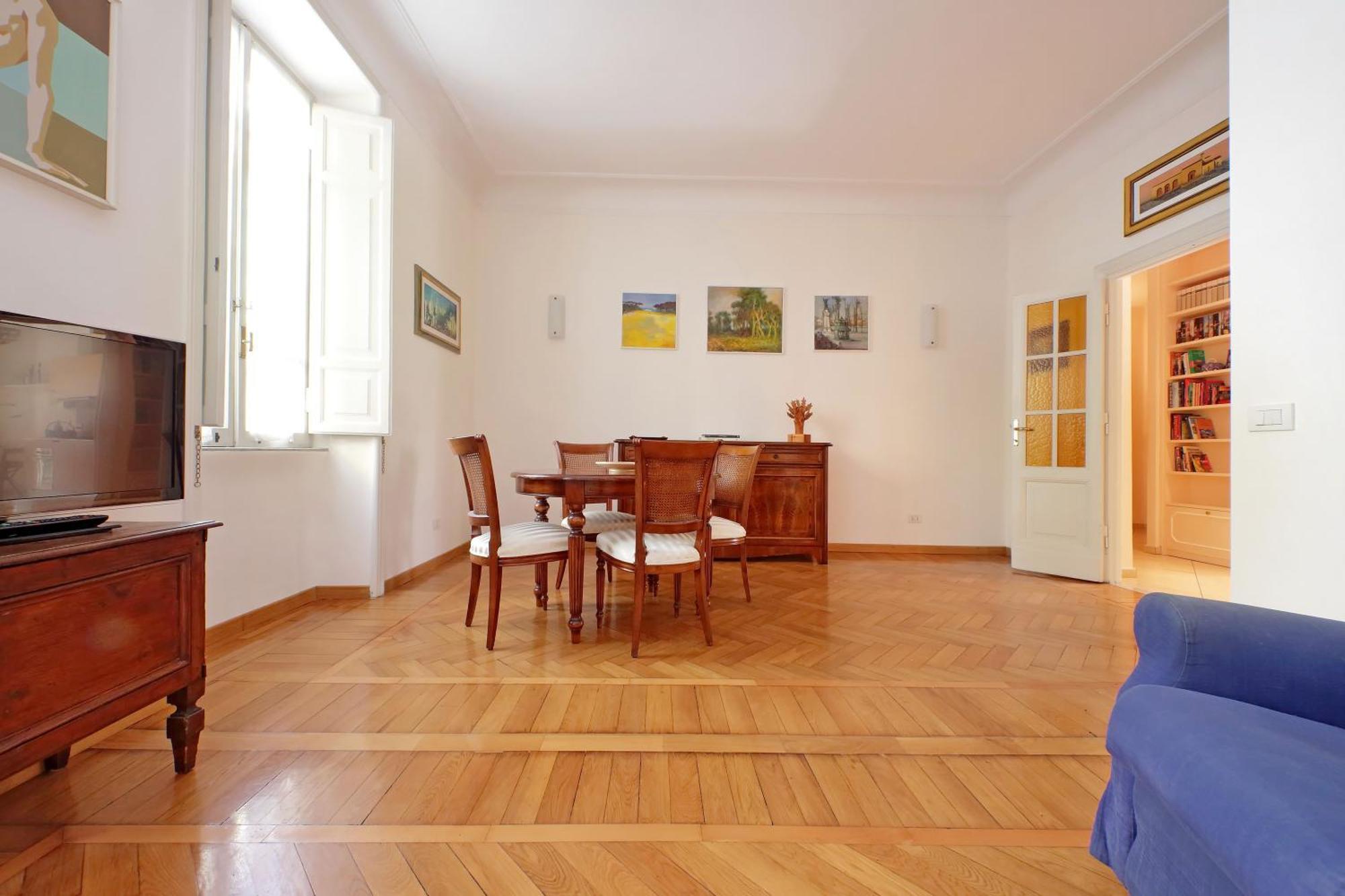 At The Vatican Ottaviano 2 Bedrooms 2 Baths * Rome