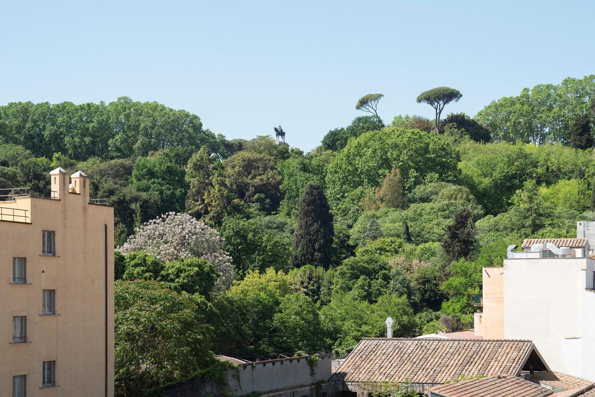 Sales - Fromhometorome * Rome