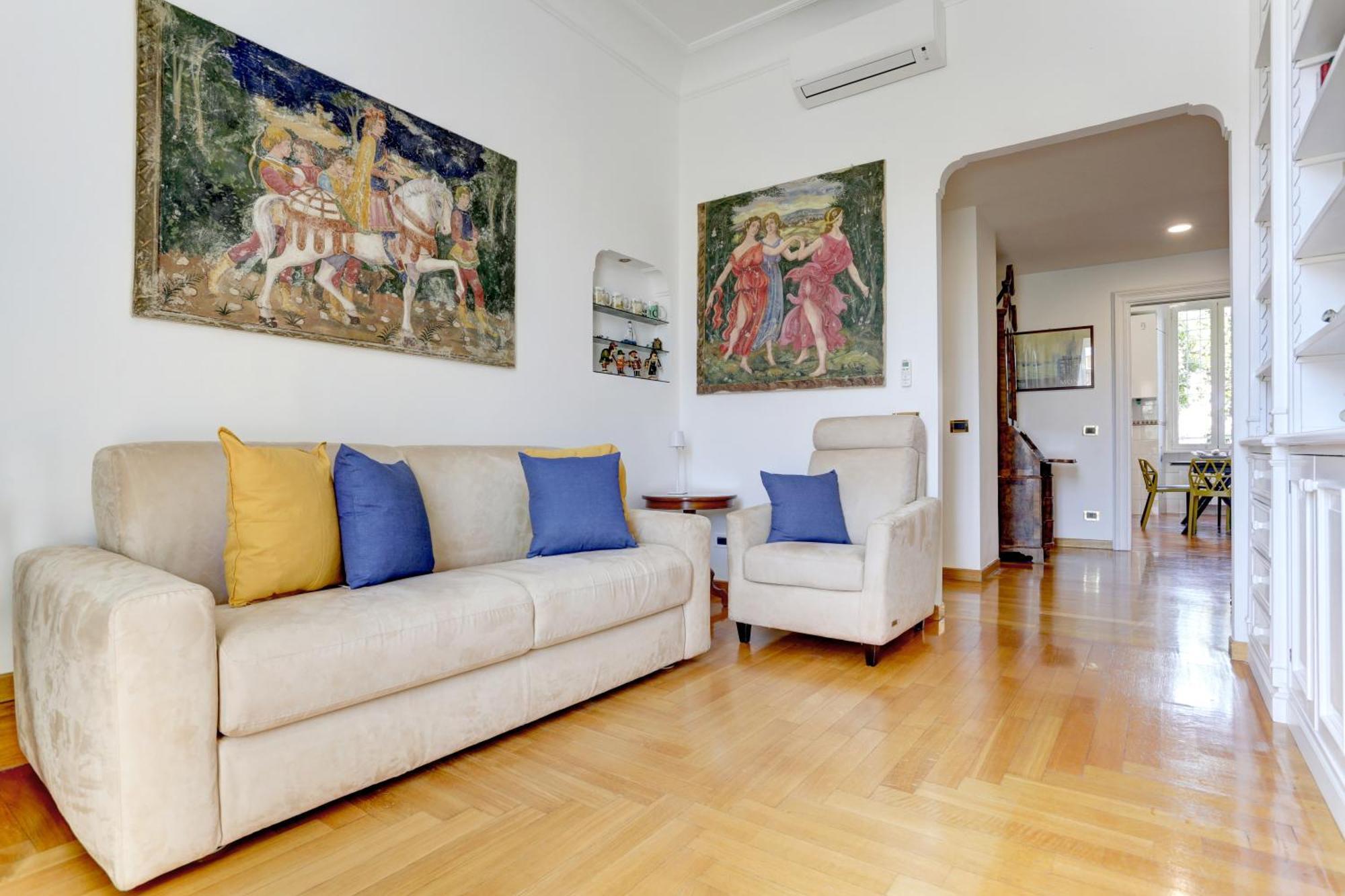 Apartment Colosseo Family Art 3bdr - And Rome