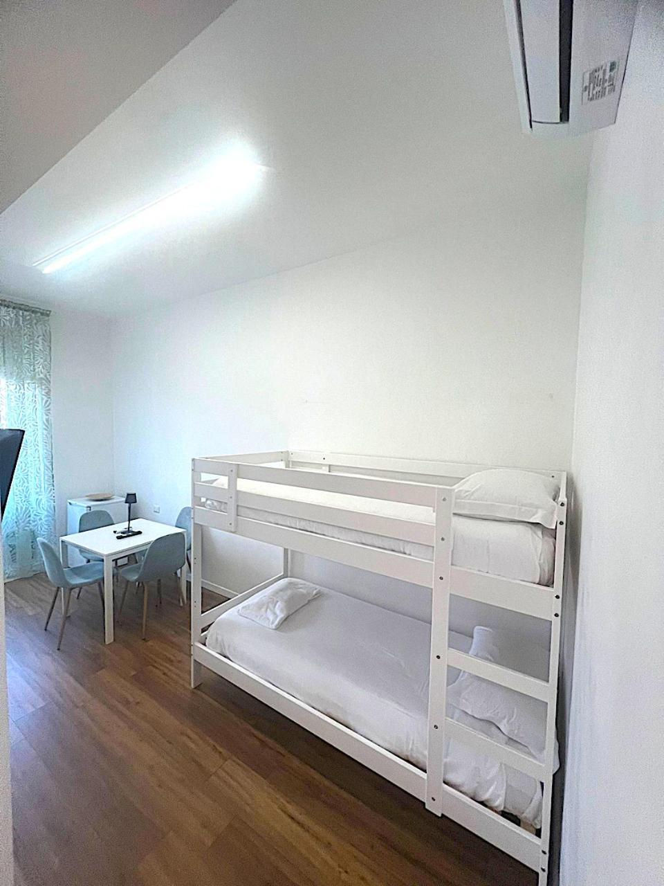Lexie Guest house