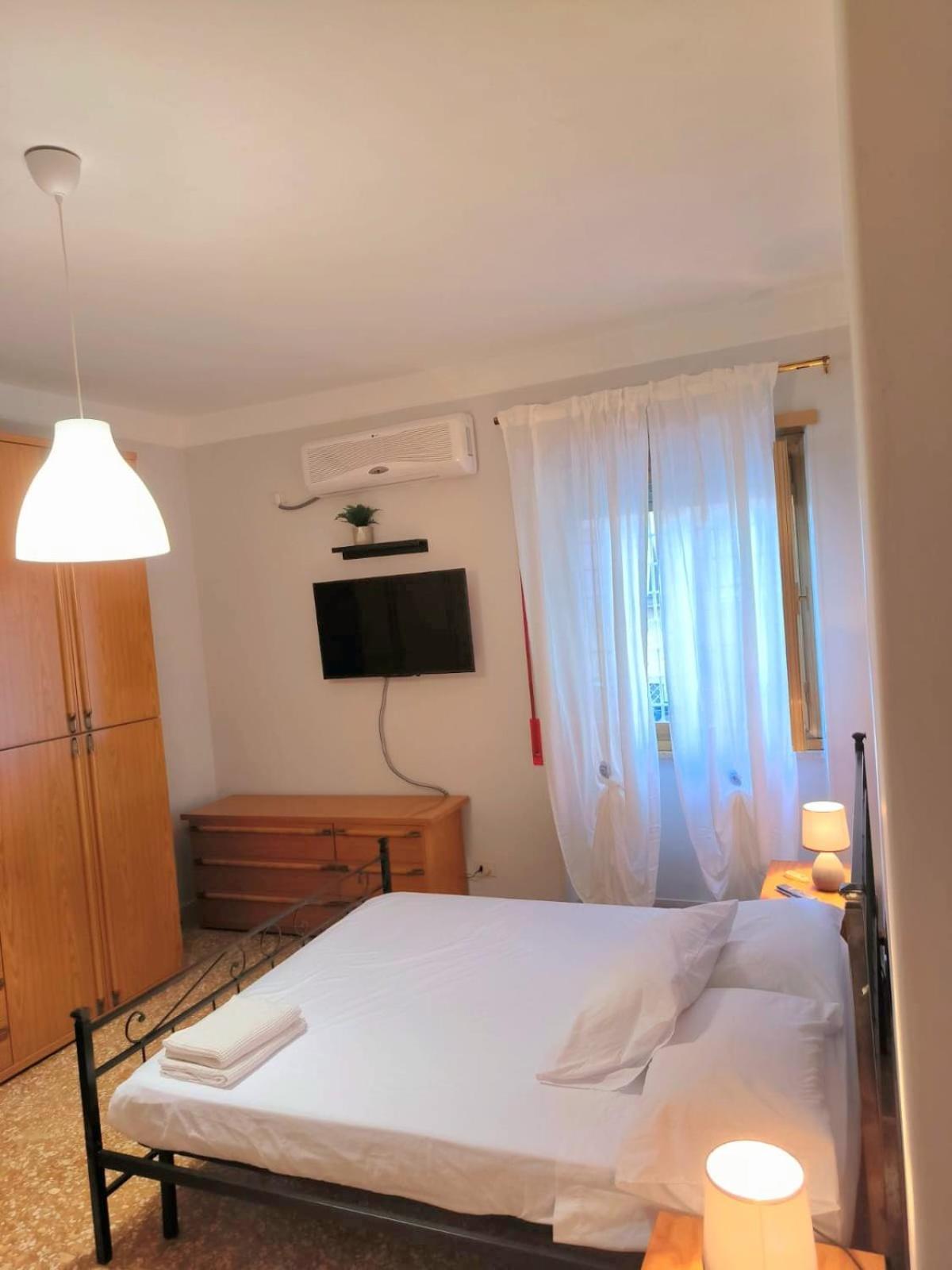 Bilocale In Via Degli Orti Variani Apartment Rome