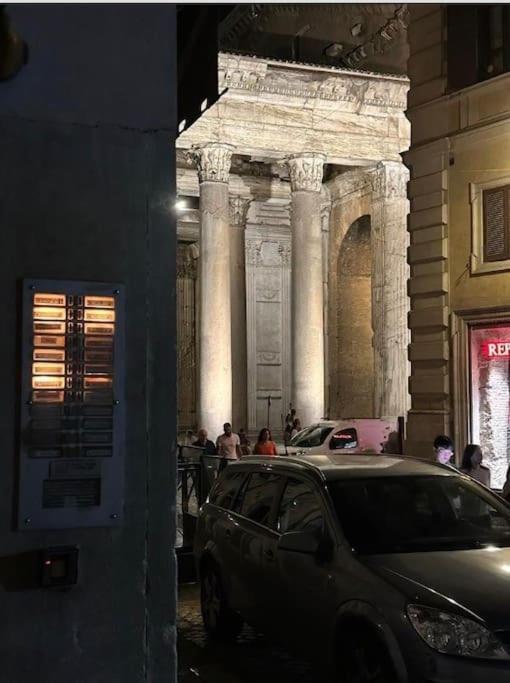 Suitepantheon Rome