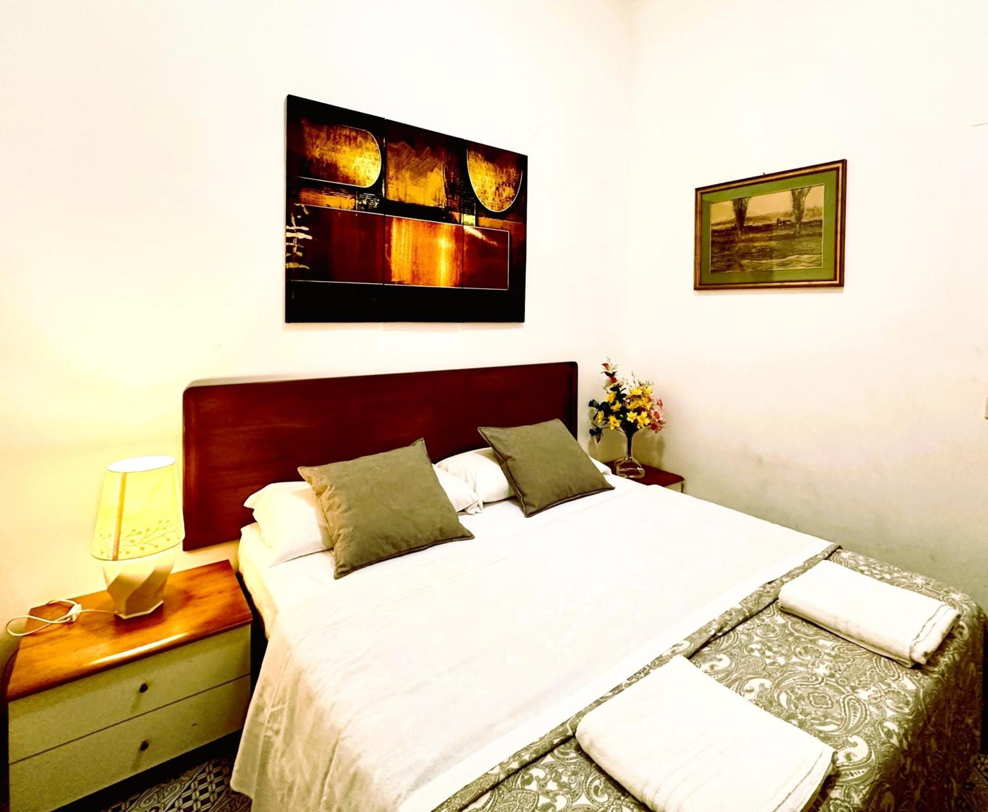 4 Bed Luxury Near Colosseum *