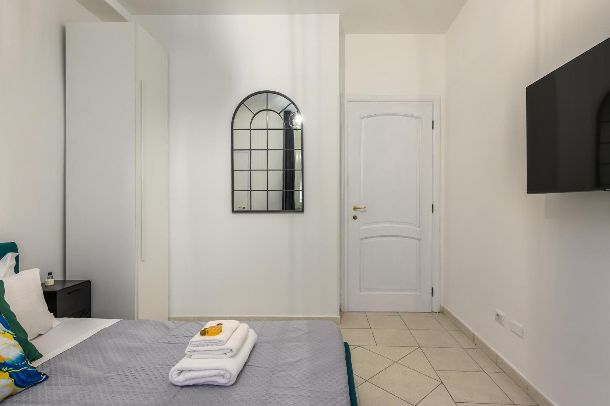 Apartment Hb Montebello Rome