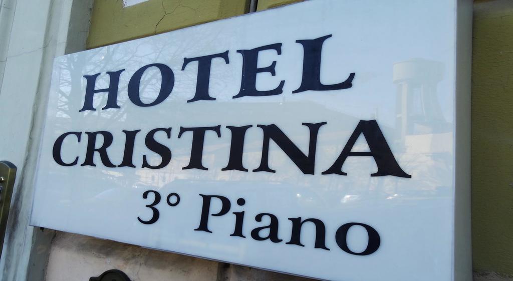 Cristina Rome
