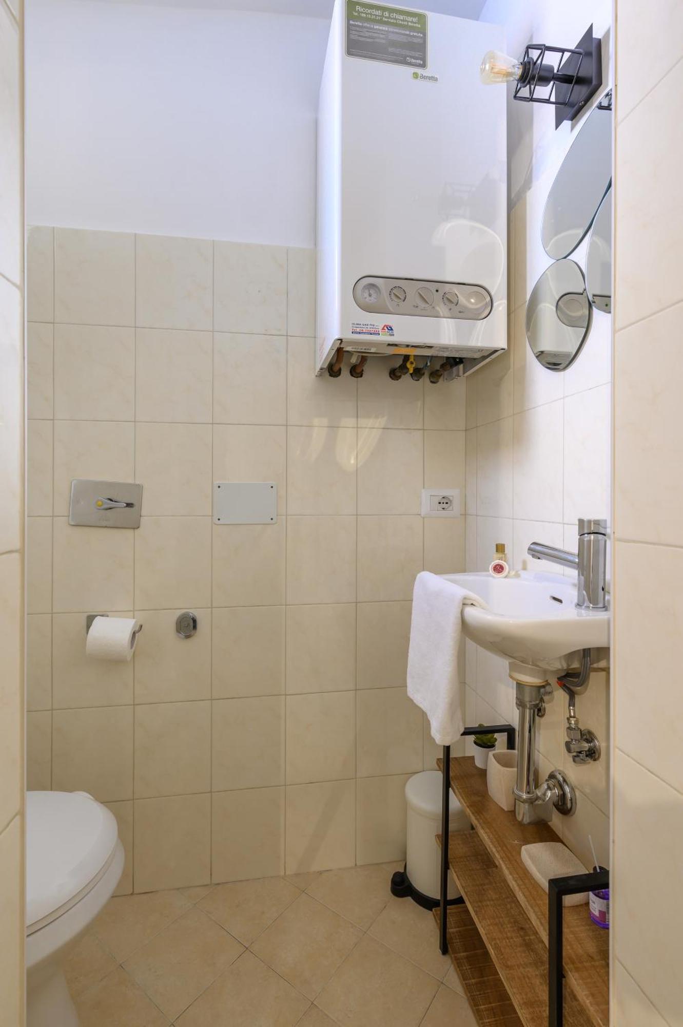 Apartment Hb Montebello Rome
