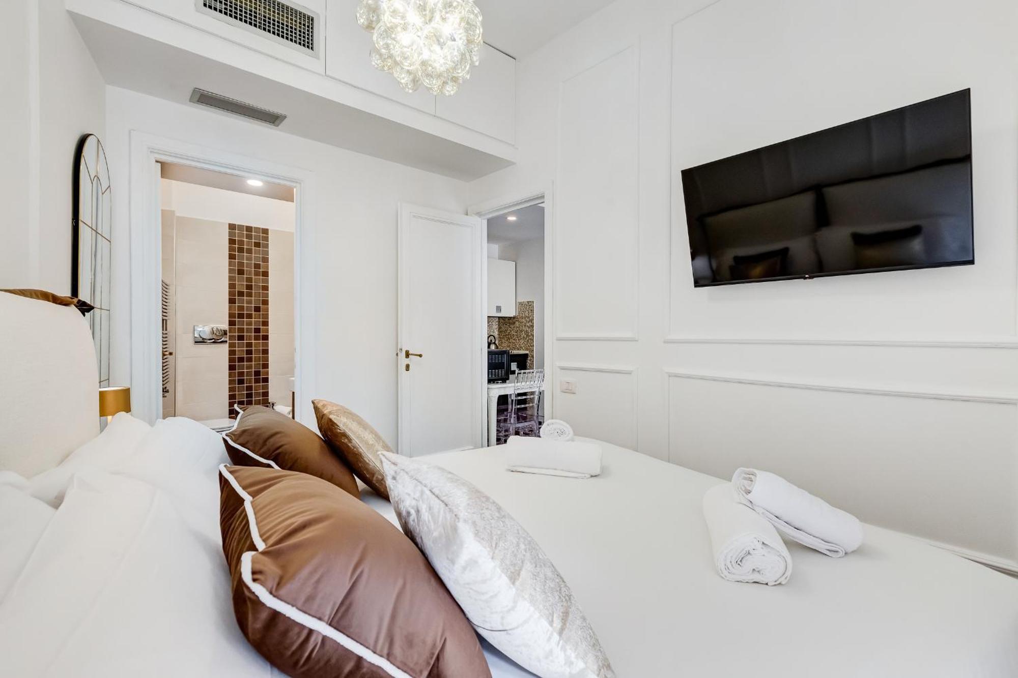 Next To Bvlgari - Romedreamhome *