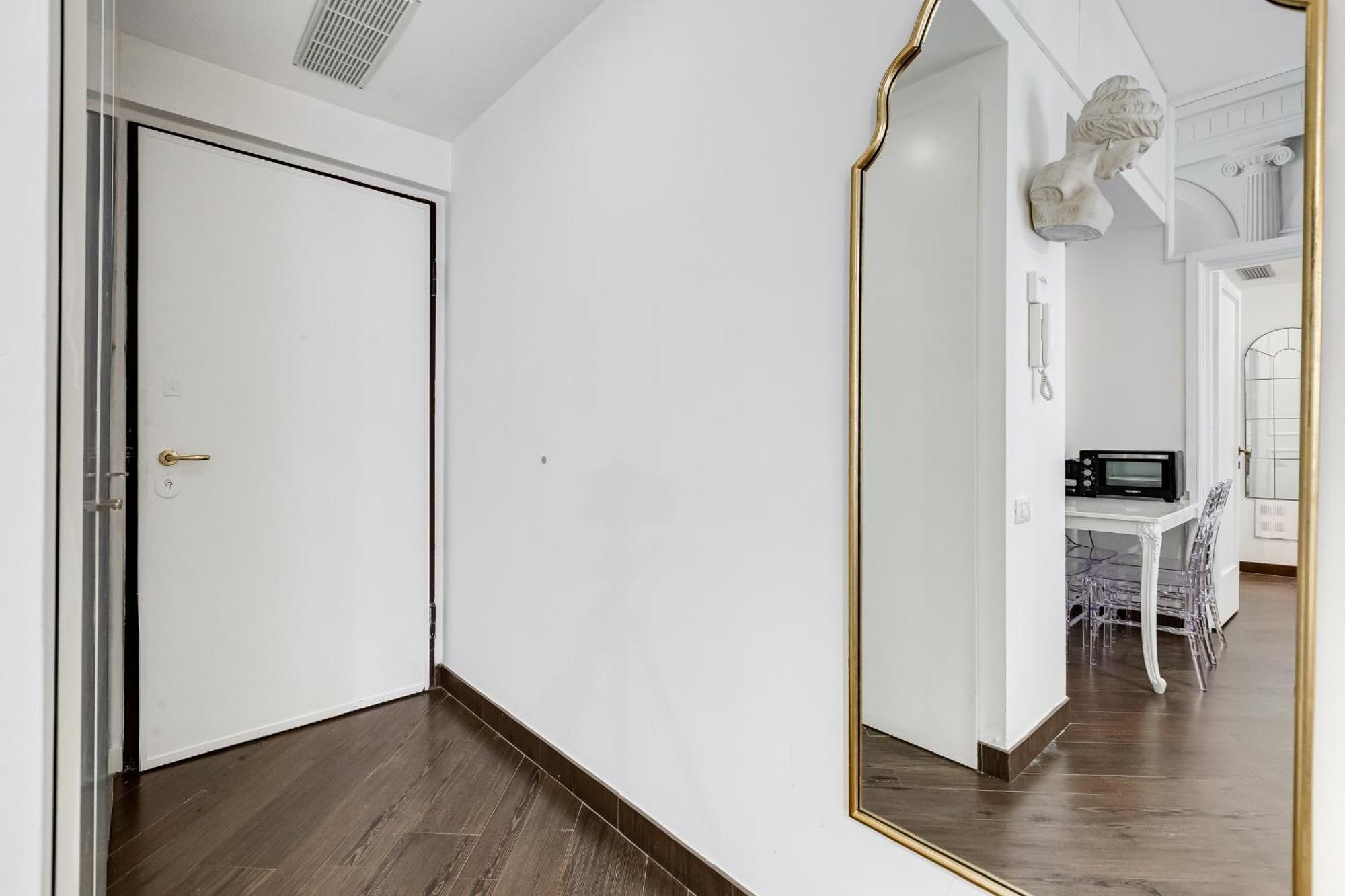 Next To Bvlgari - Romedreamhome