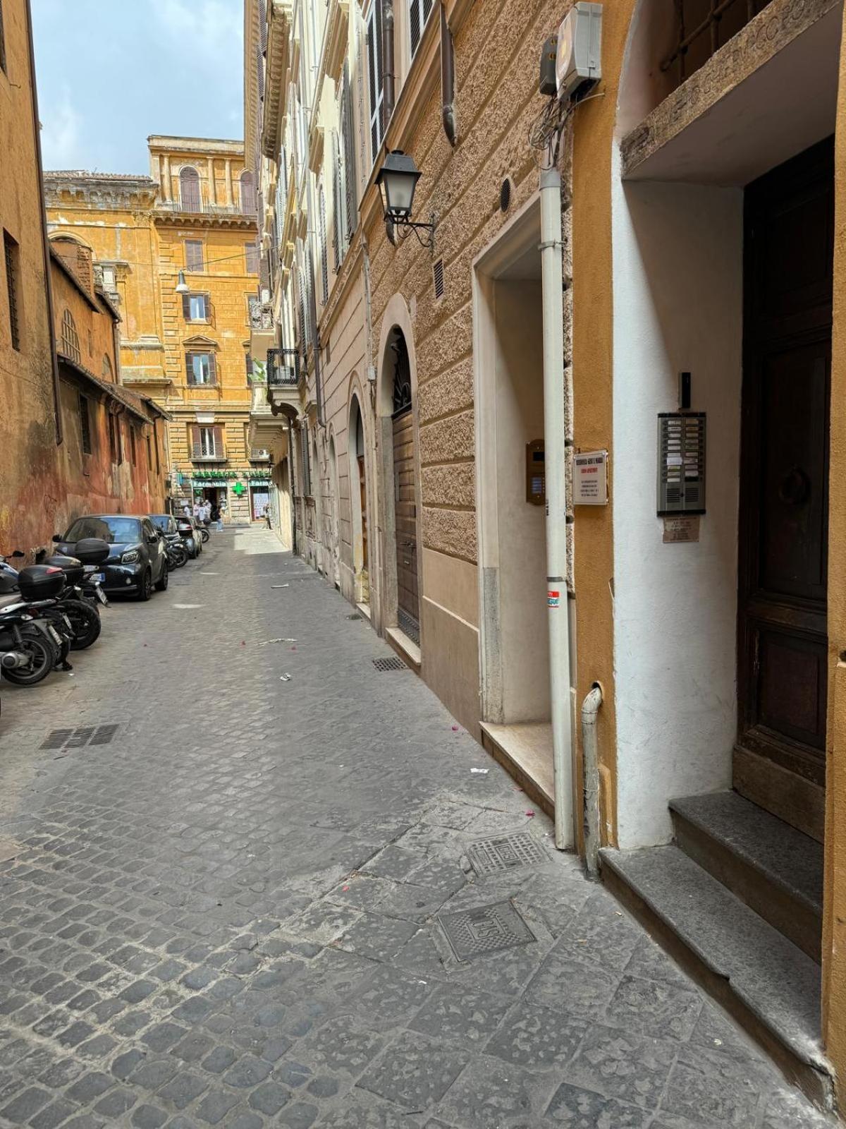 Mb Corso * Rome