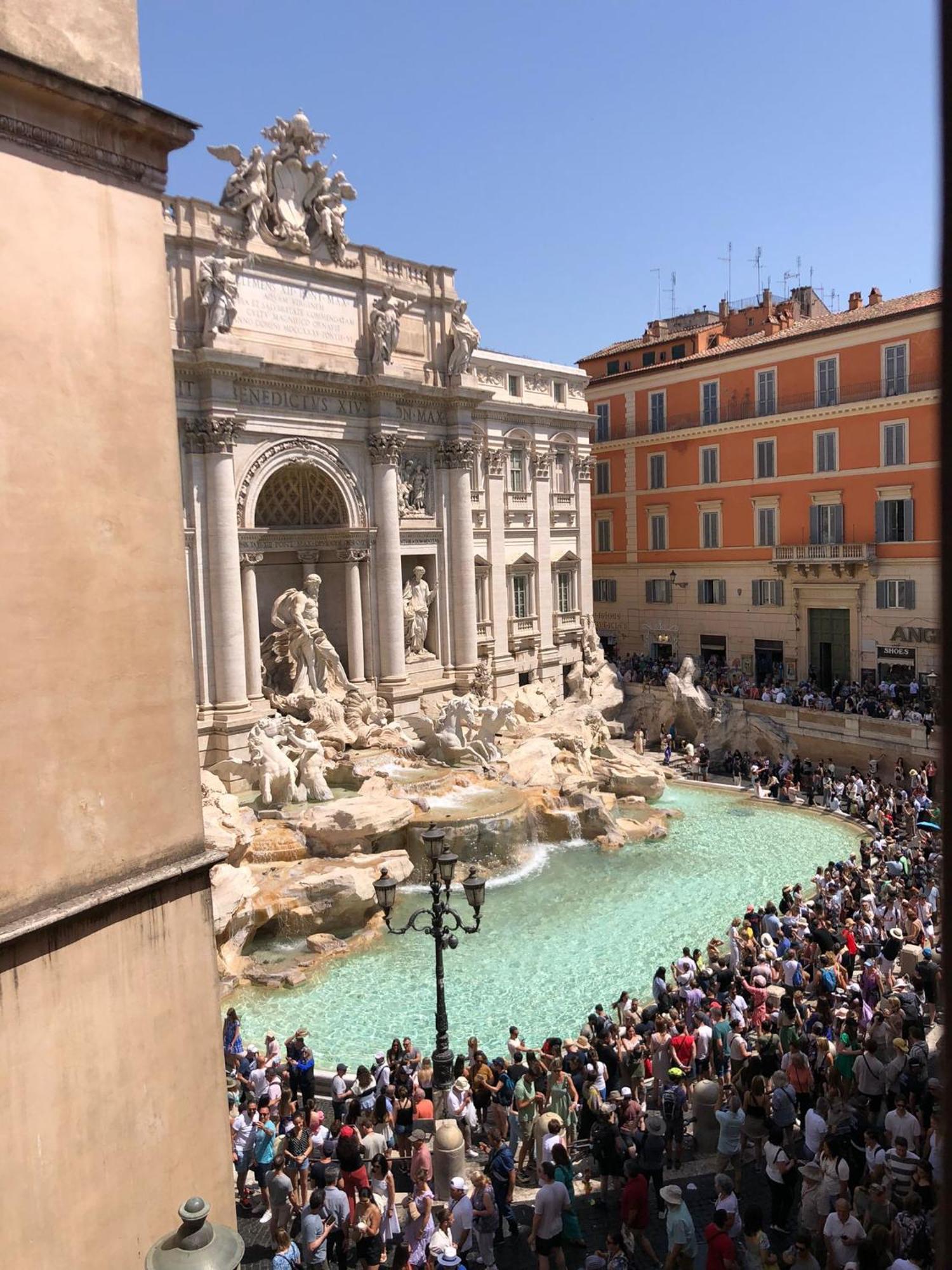 Trevi Waterside Apartment Rome