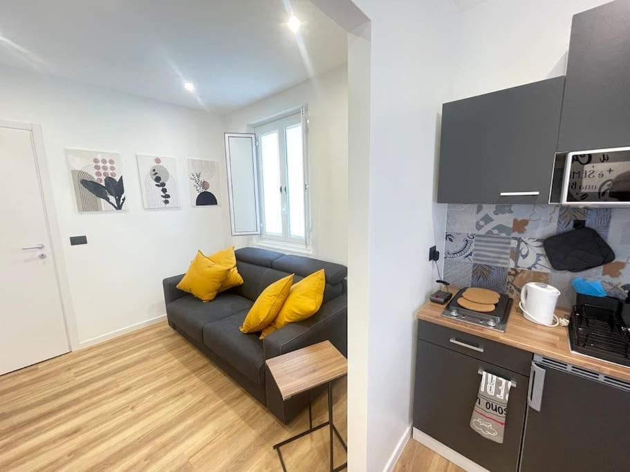 A Casa Di Amici - Delizioso A 15 Minuti Dal Cuore Di Apartment