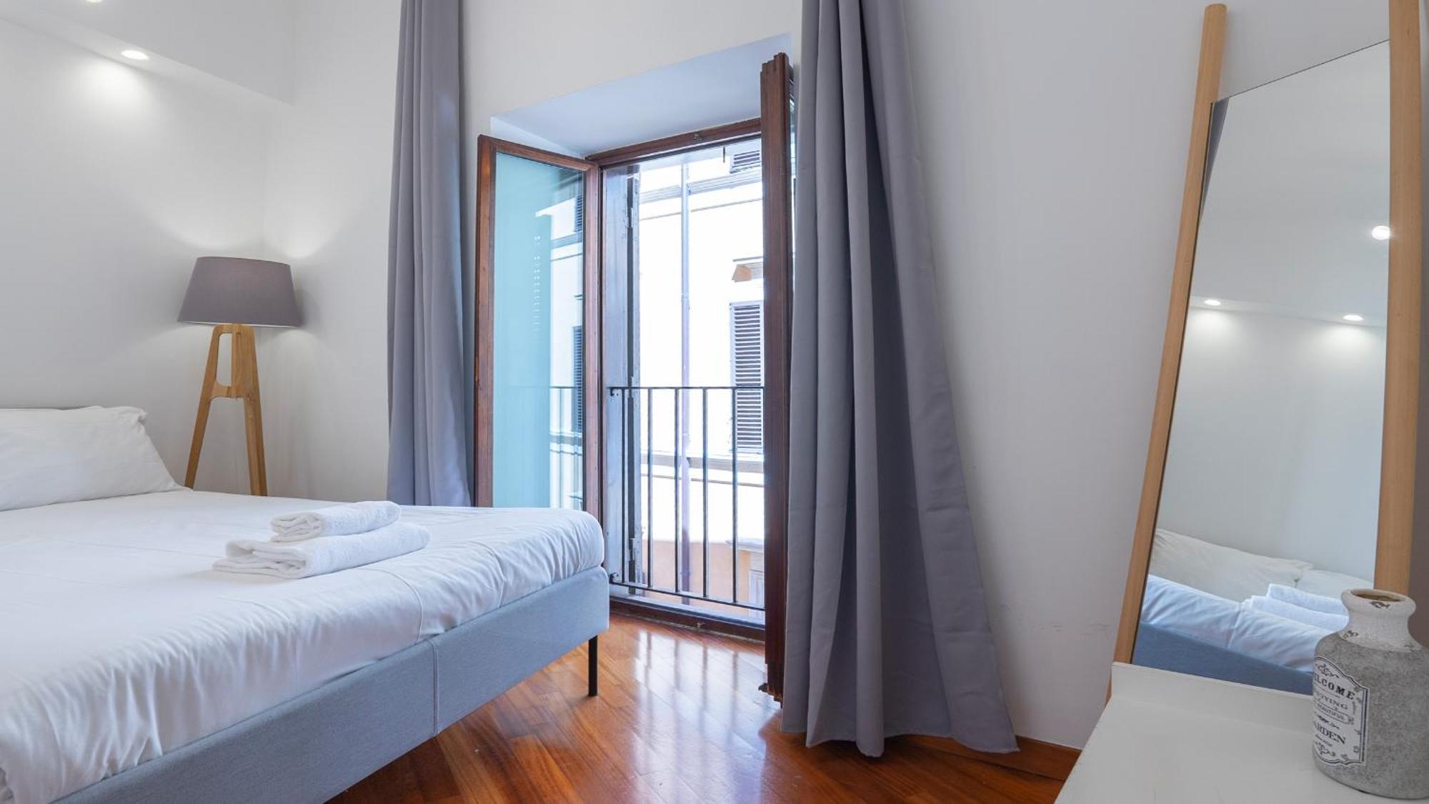Piazza Navona Elegant And Three-room Apartment *