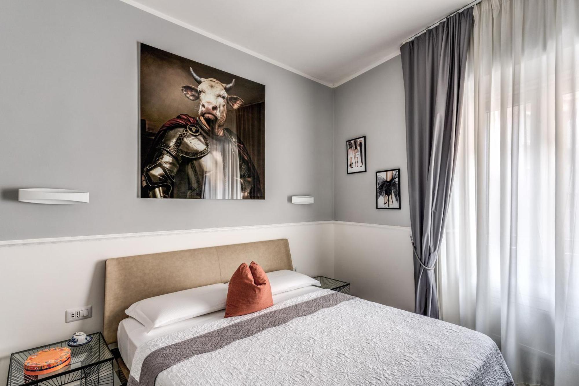 Spanish Step Dream & Cozy Casa