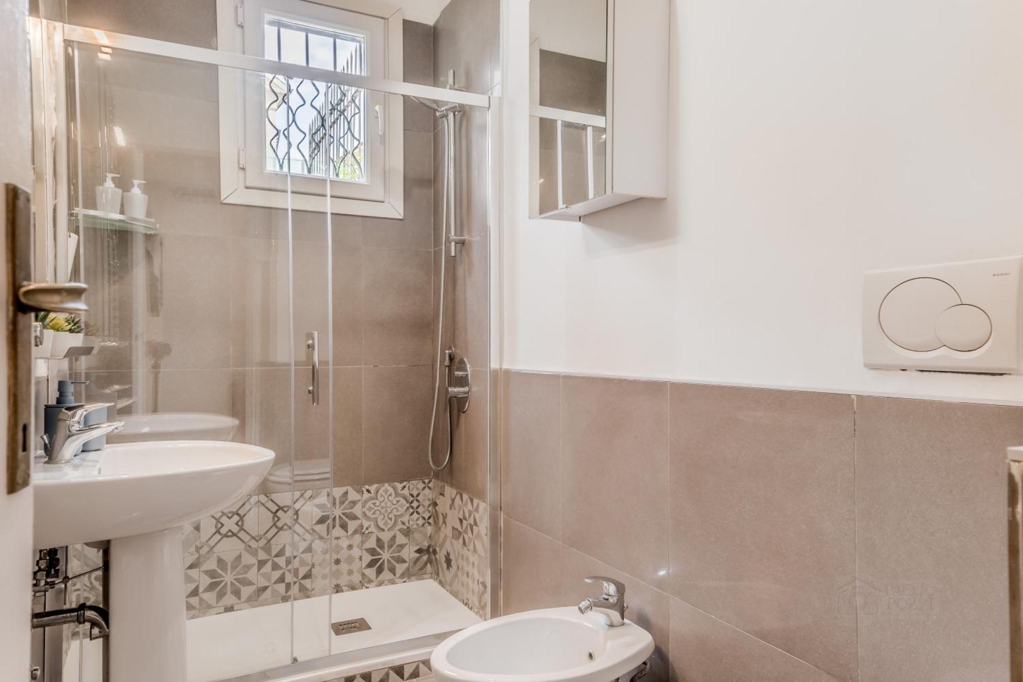 Sales In Trastevere Apartment Rome