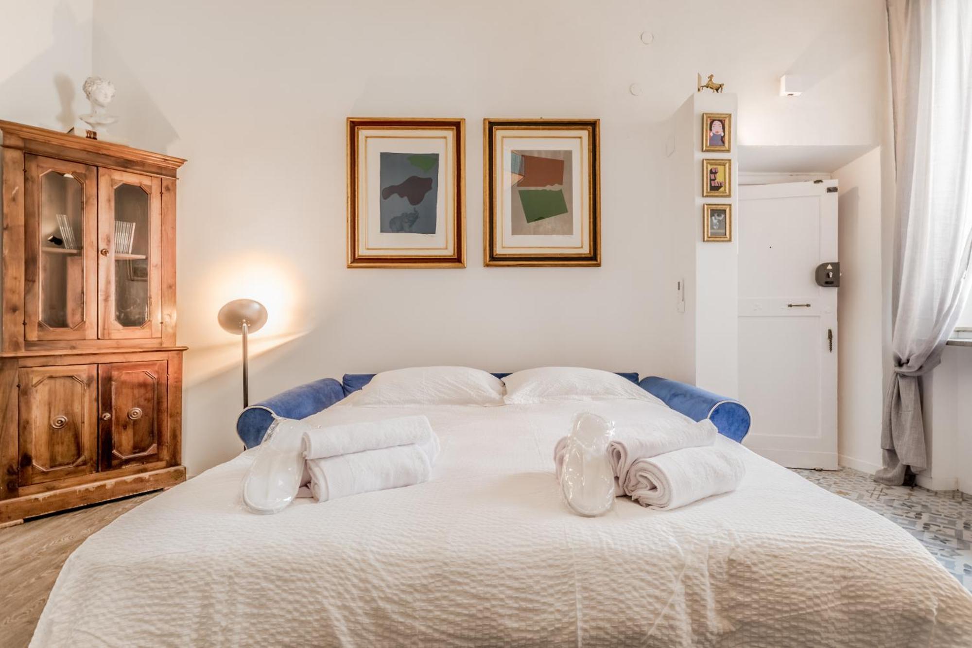 Sales In Trastevere Apartment Rome