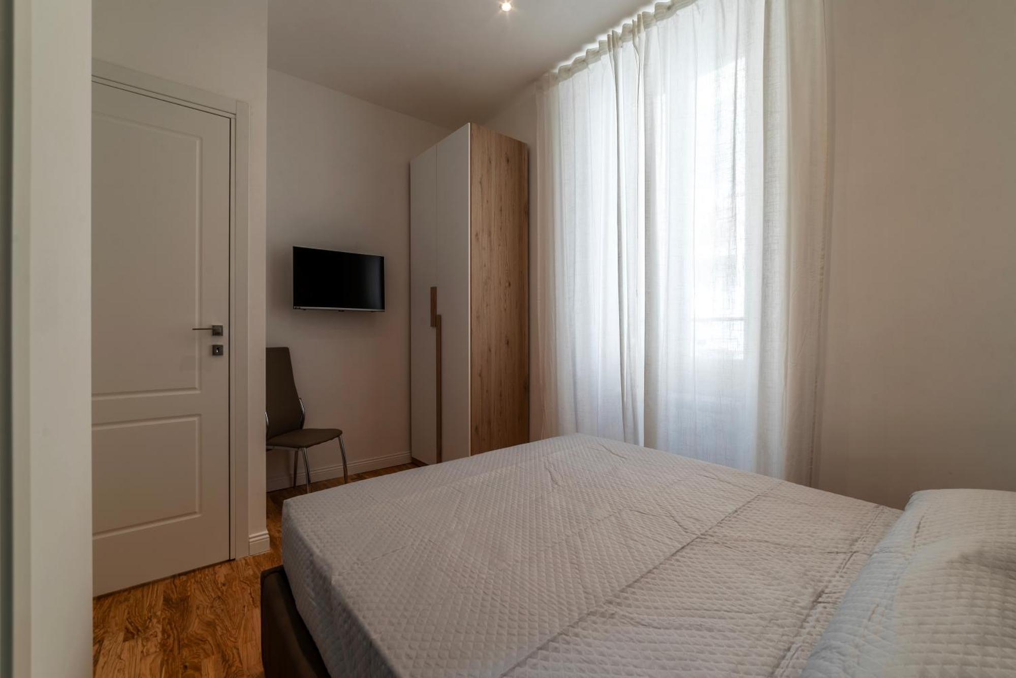 Huge & Cozy Rome