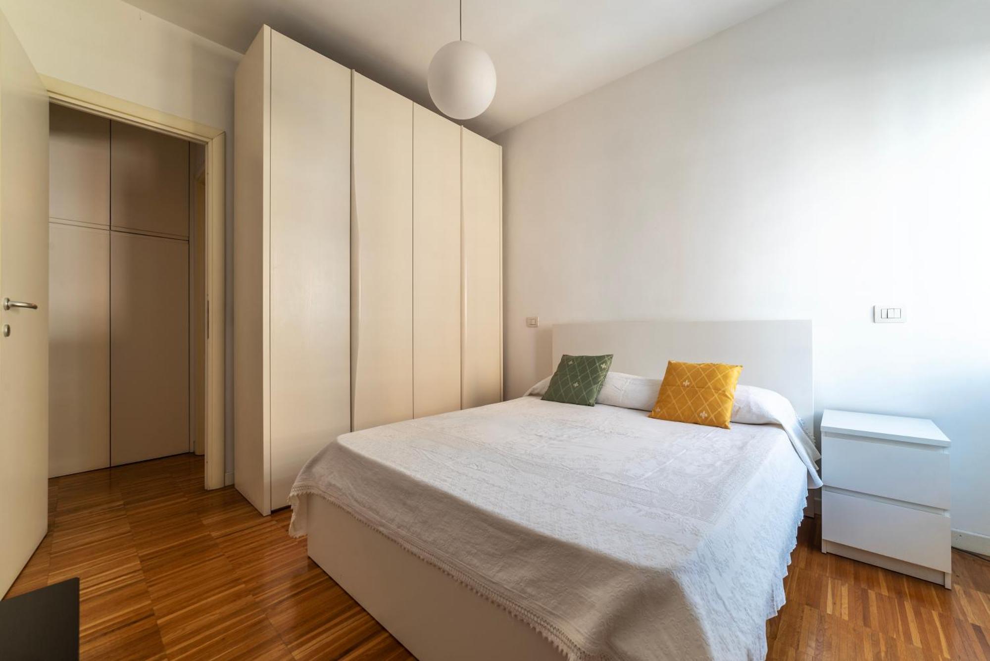 Apartment Chic At Magnagrecia