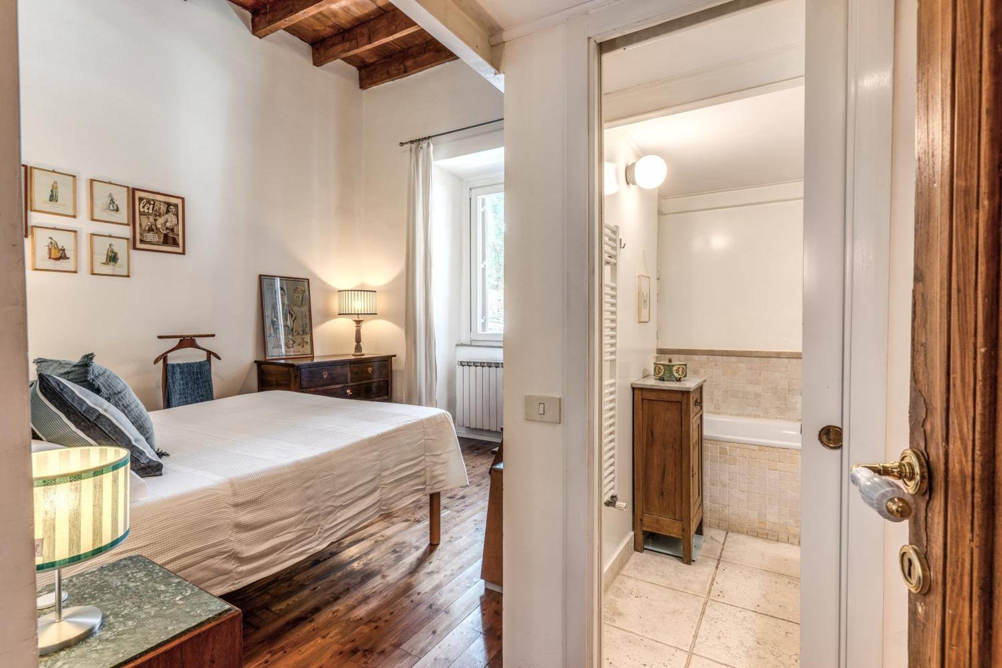 Apartment Trastevere Design & Comfort Rome