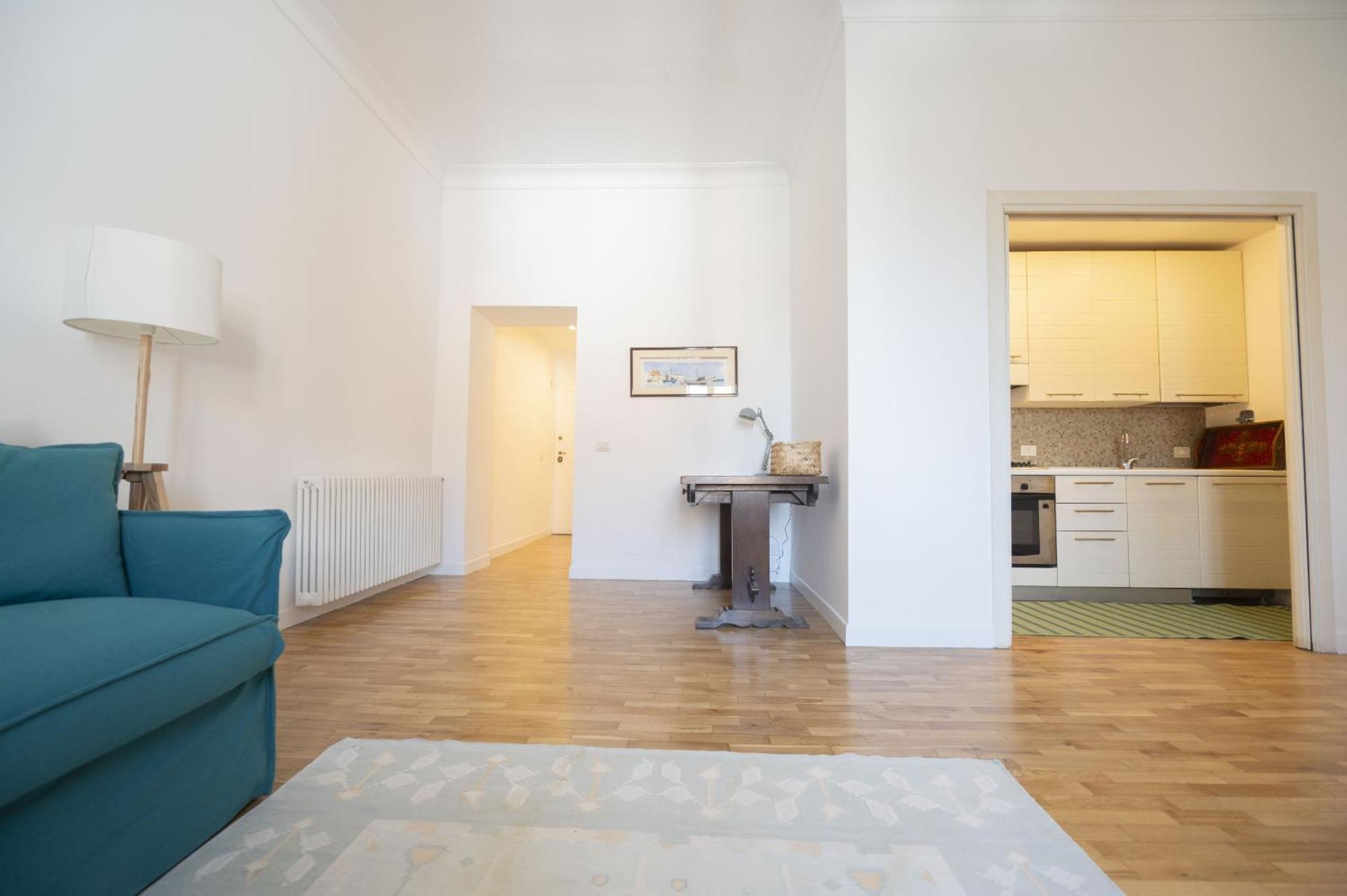Bright And Lovely In San Lorenzo Apartment *