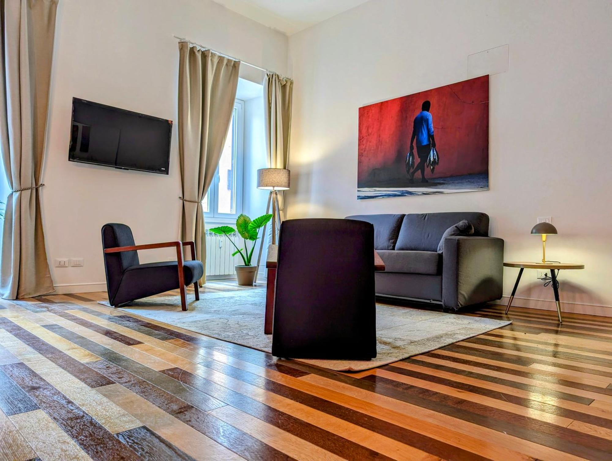 Luxury Gallery Apartment