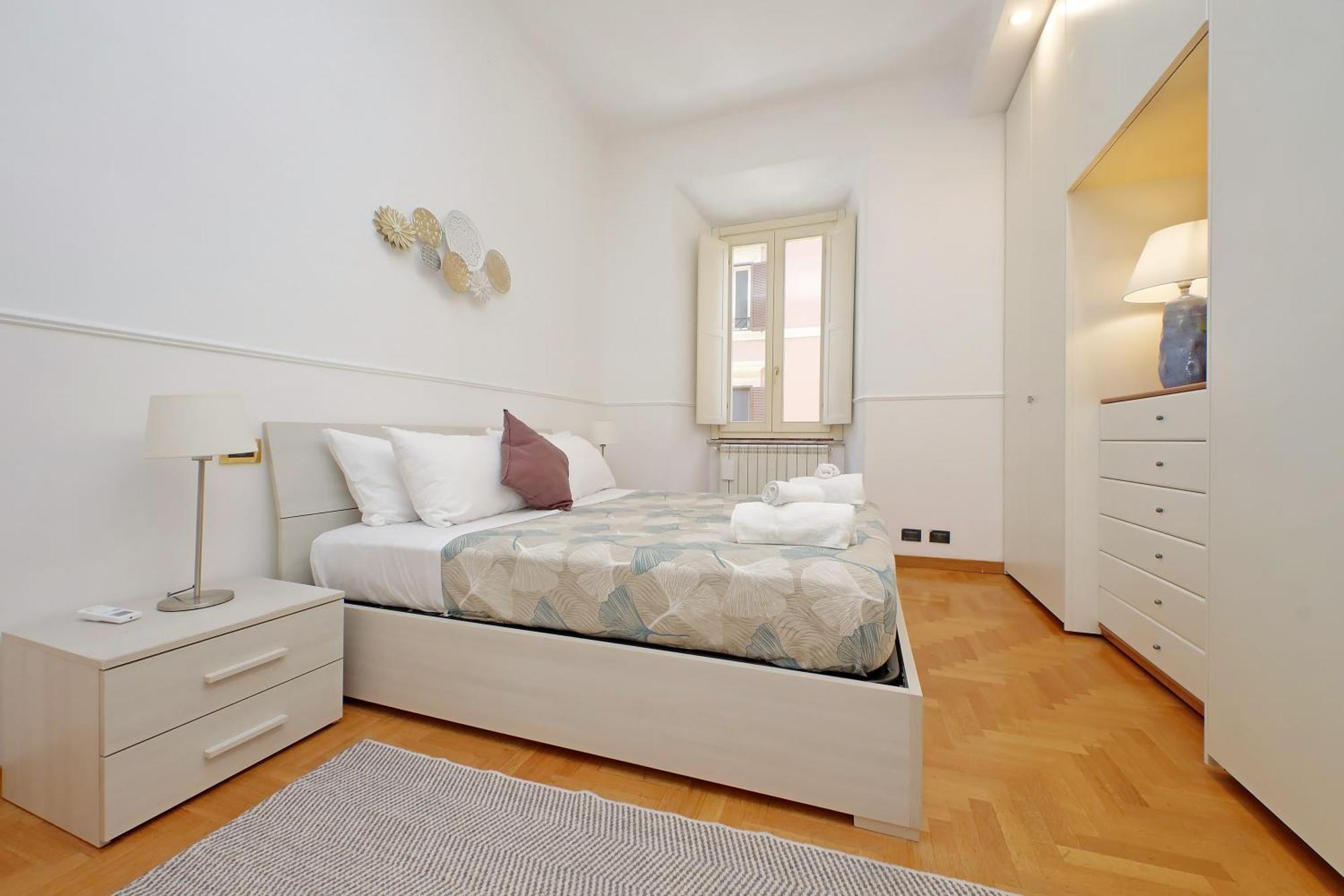 Apartment A 10 Minuti Da Fontana Di Trevi - Casa Signorile Rome