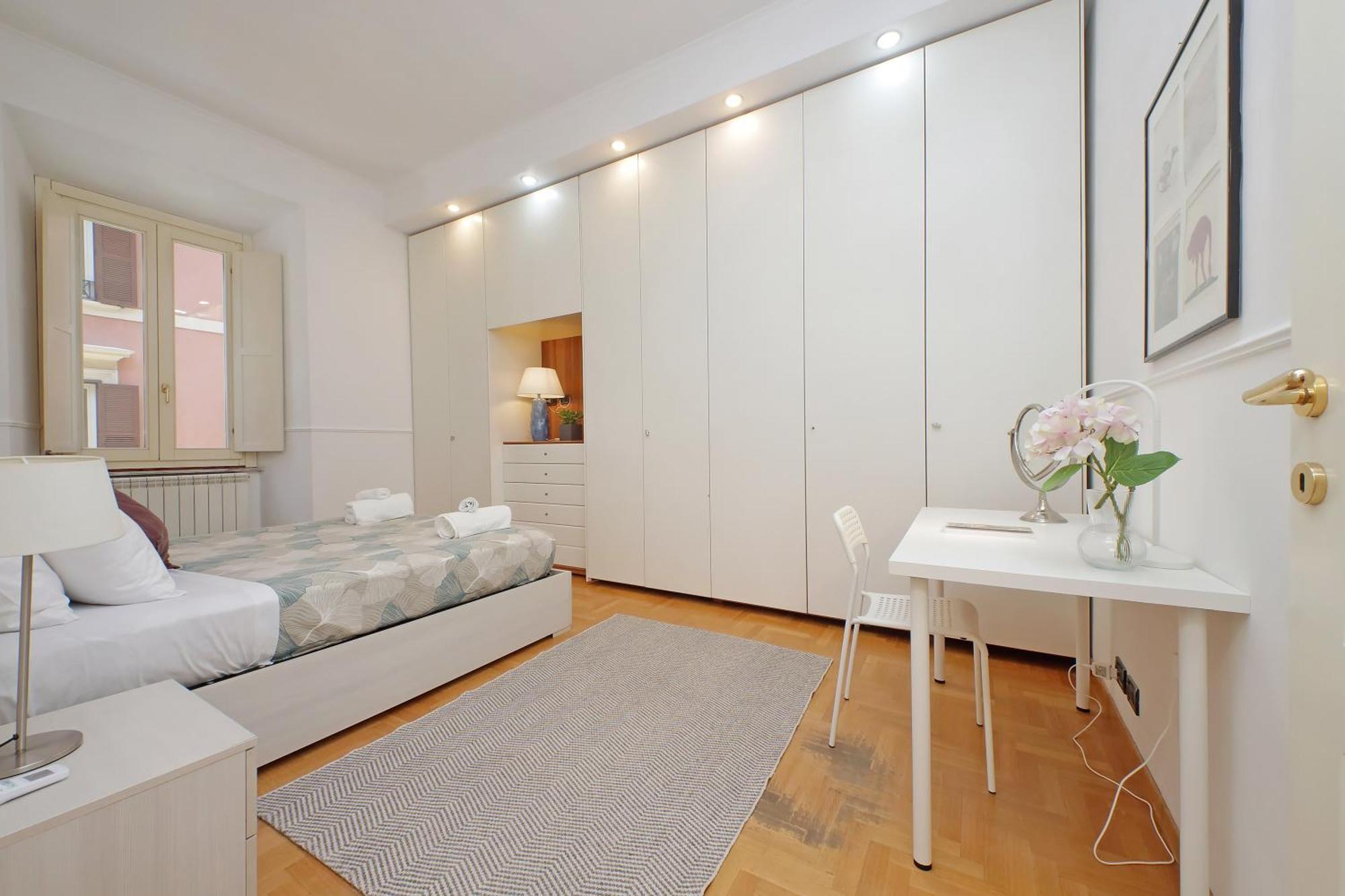 A 10 Minuti Da Fontana Di Trevi - Casa Signorile Apartment