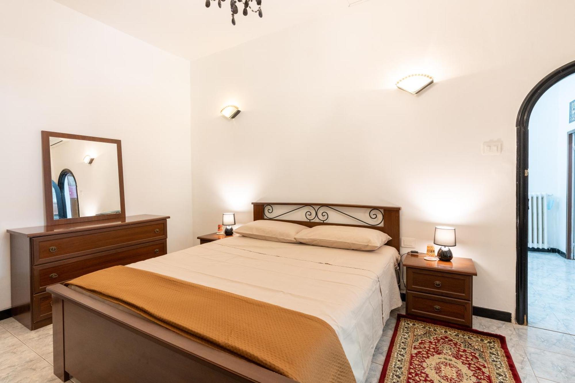 Holiday home House - Free Wifi - Secret Garden