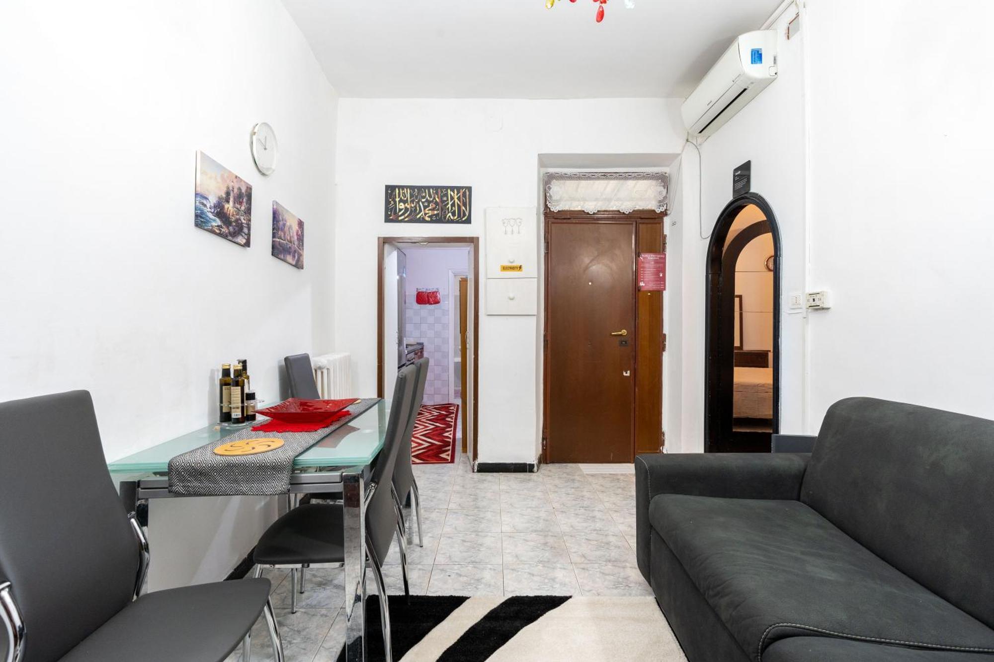 Holiday home House - Free Wifi - Secret Garden *