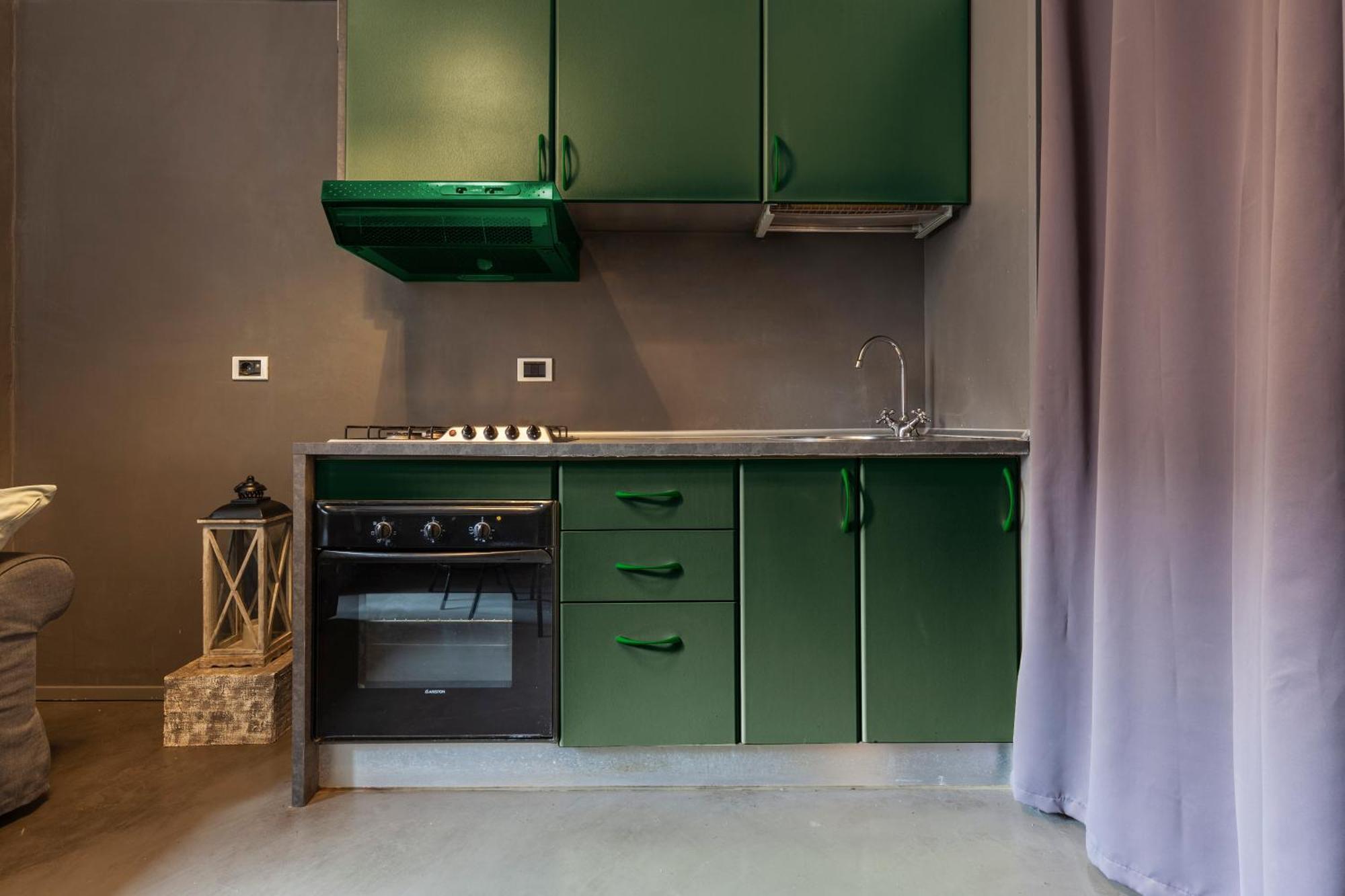 Splendid Trastevere Apartment *