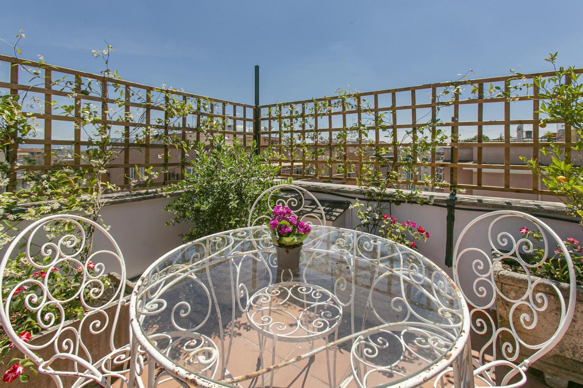 Apartment Attico Moderno Con Terrazza Vicino La Metro B Rome