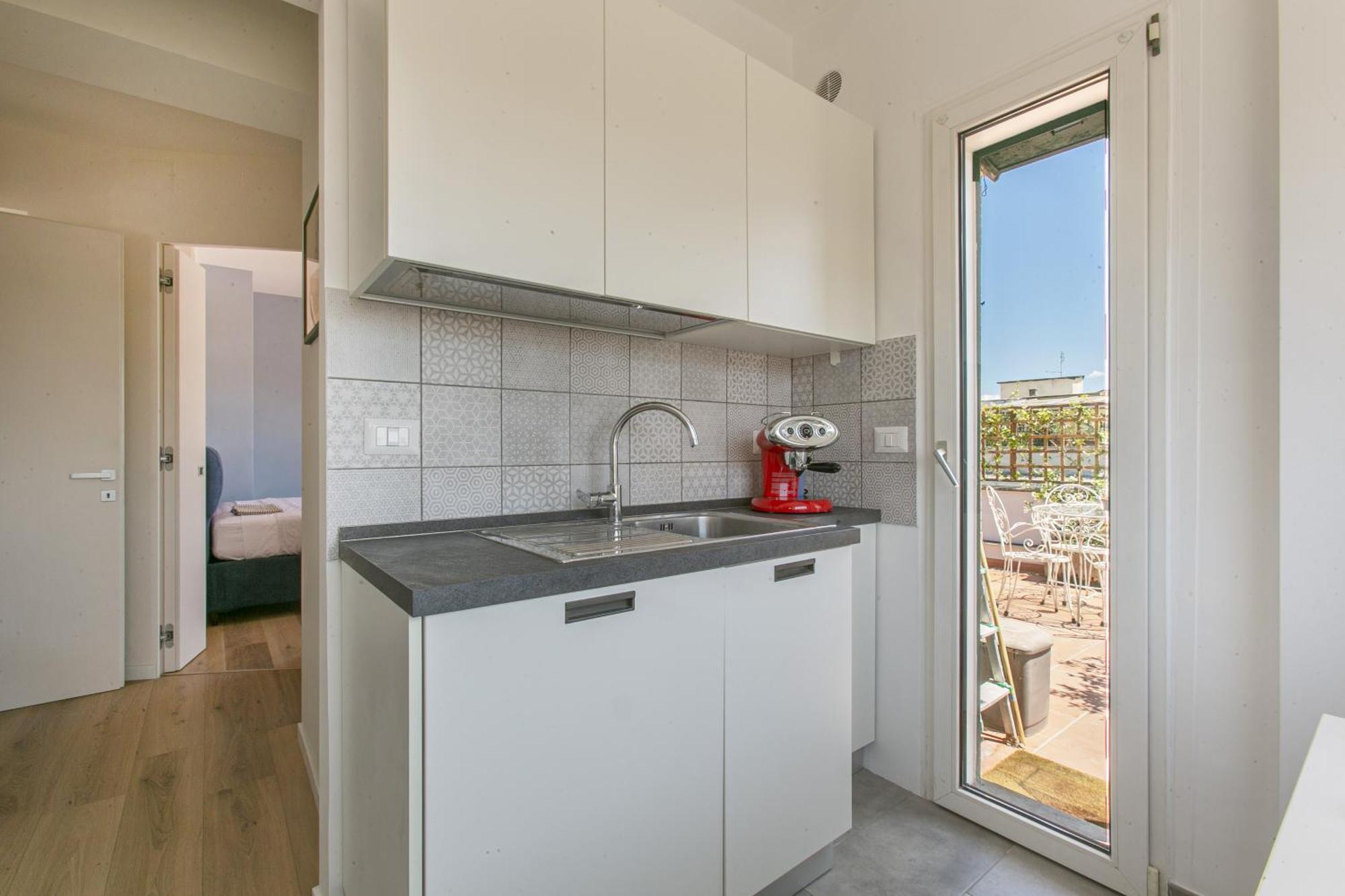 Apartment Attico Moderno Con Terrazza Vicino La Metro B