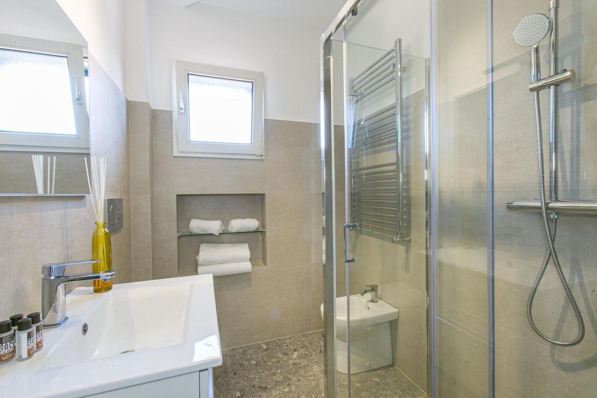Attico Moderno Con Terrazza Vicino La Metro B Apartment Rome